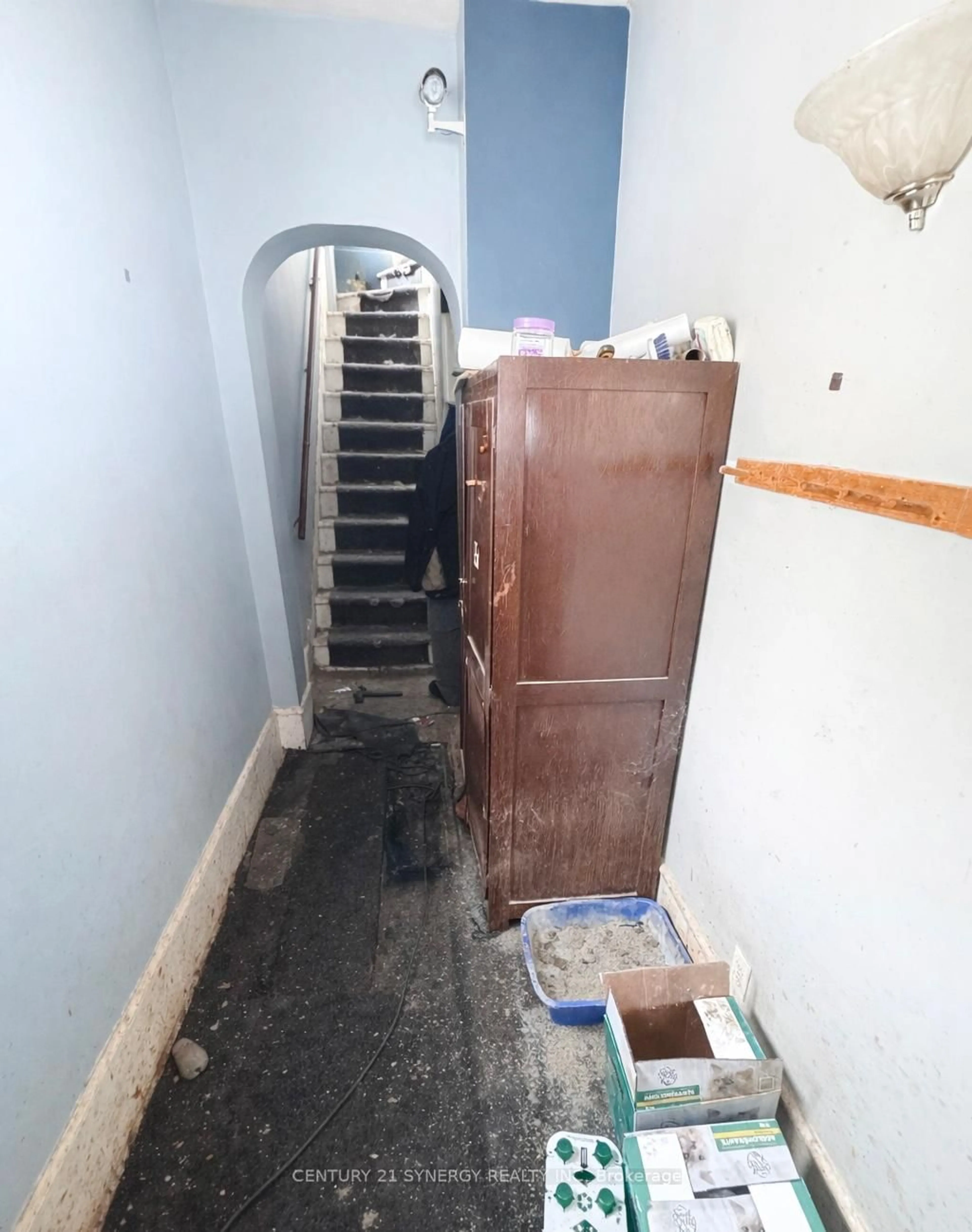 Stairs for 23 Strathcona St, Smiths Falls Ontario K7A 1V8