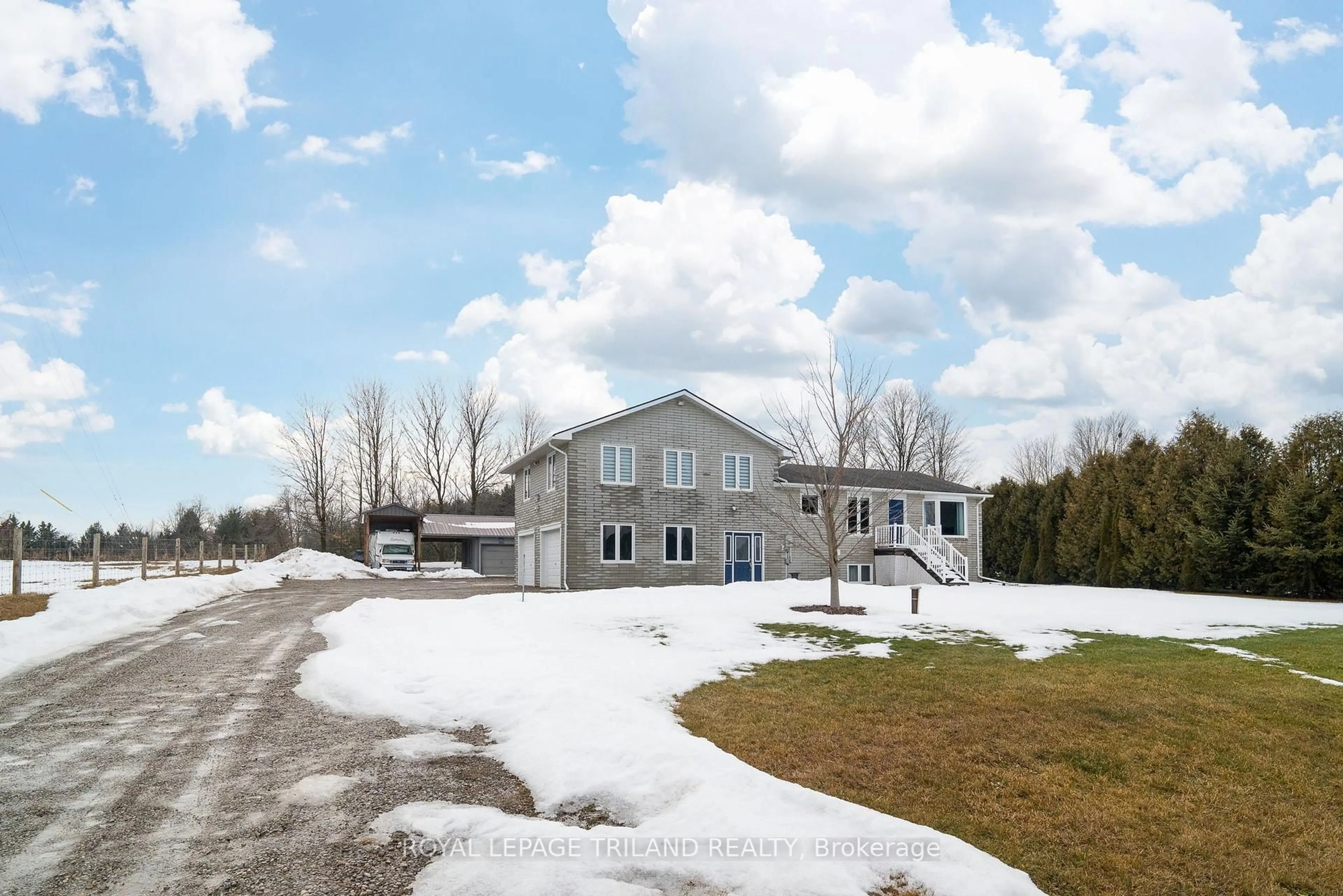 A pic from outside/outdoor area/front of a property/back of a property/a pic from drone, unknown for 88650 Hilltop Lane, Malahide Ontario N5H 0B1