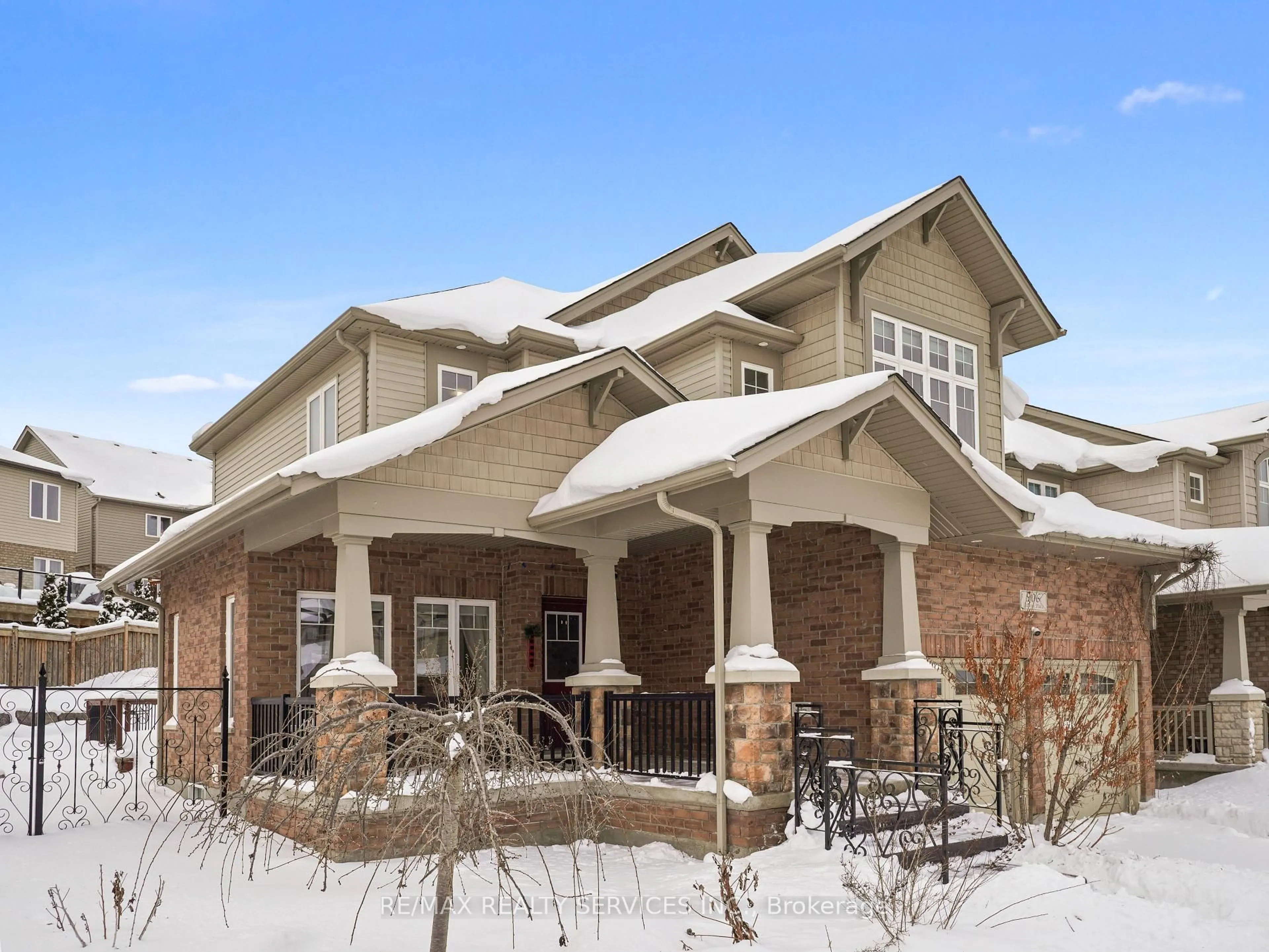 Home with brick exterior material, unknown for 906 Audrey Pl, Kitchener Ontario N2E 0B9