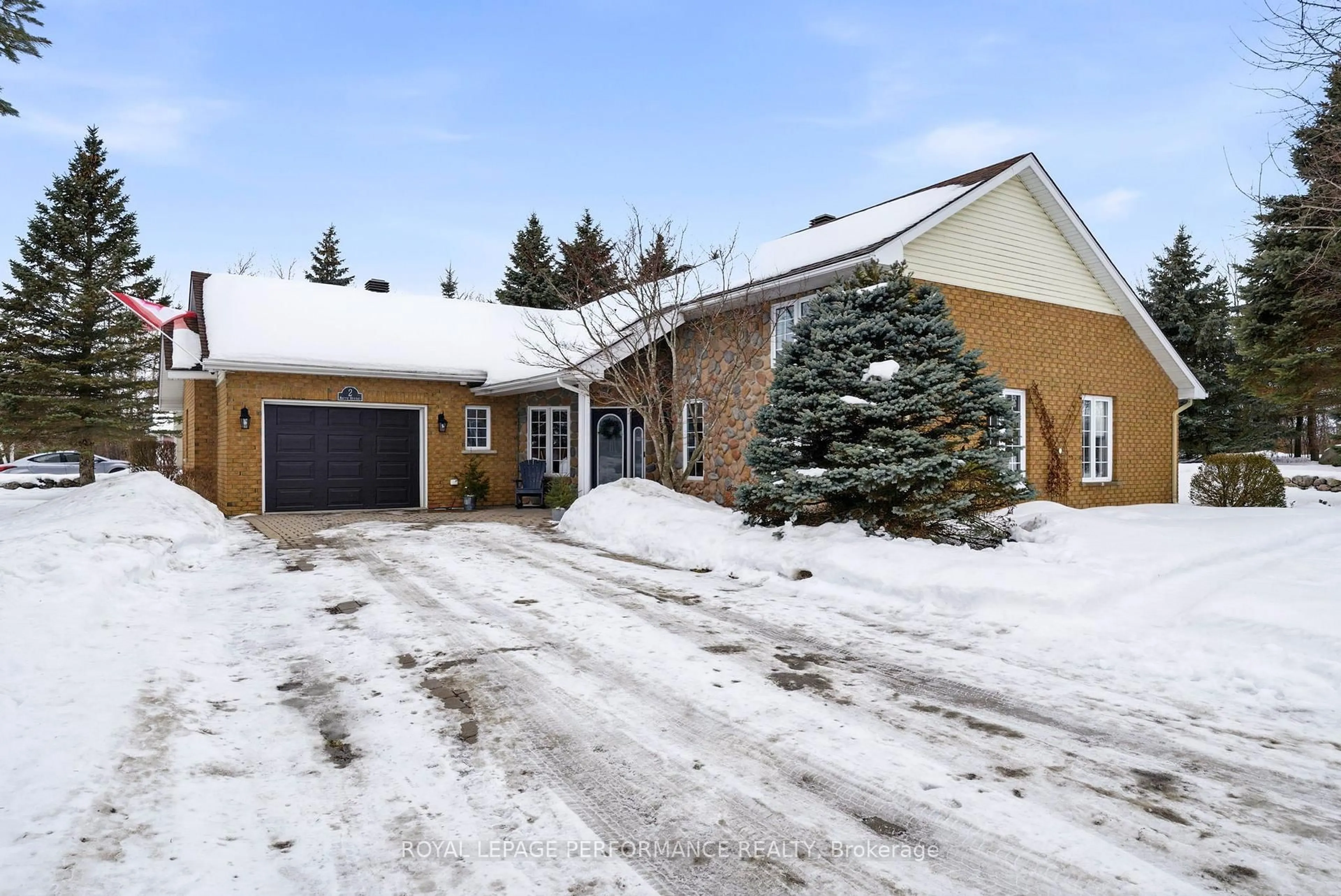 Unknown for 2 Barry St, South Stormont Ontario K0C 1P0