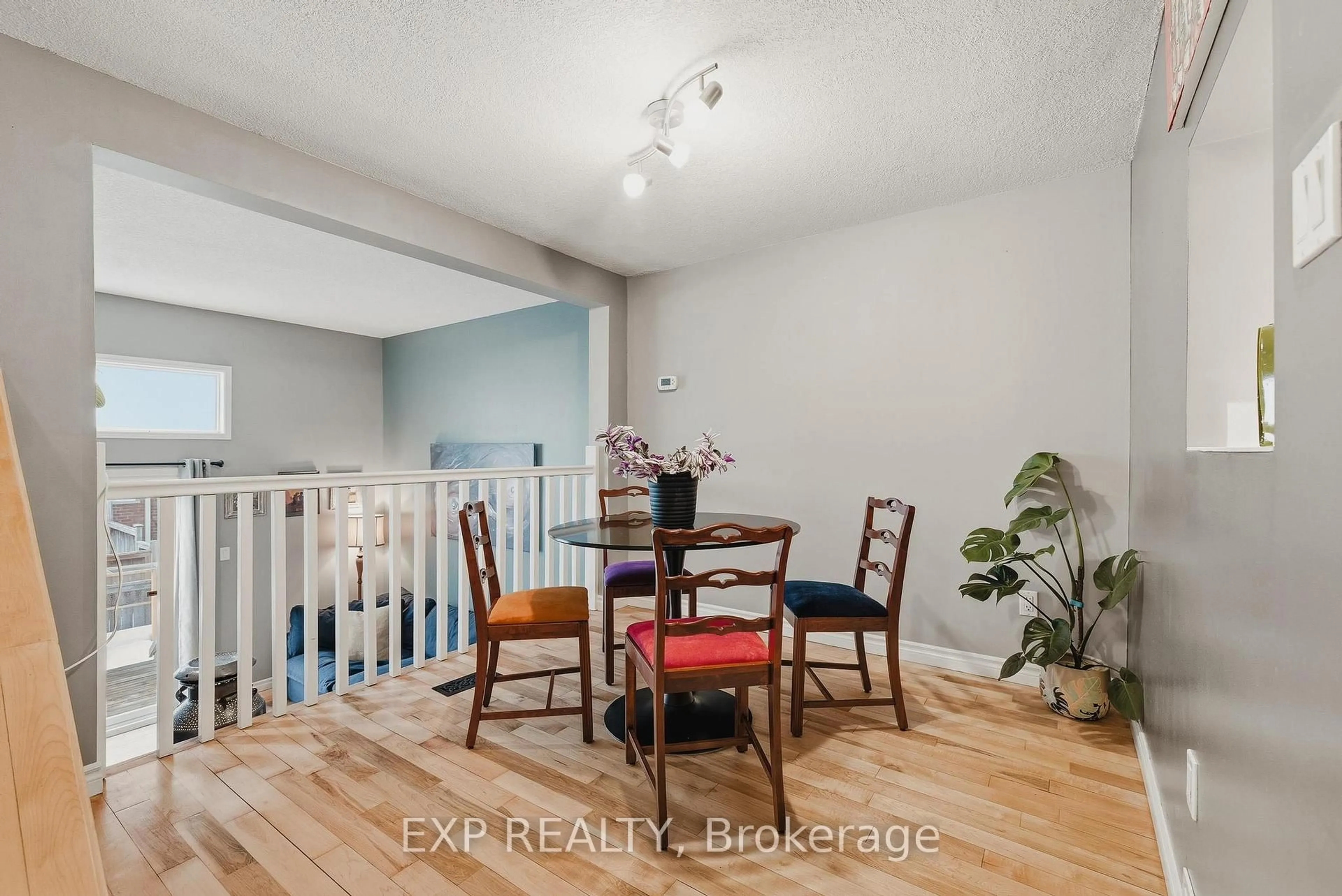 Unknown for 1085 Queens Blvd #6, Kitchener Ontario N2M 1B9