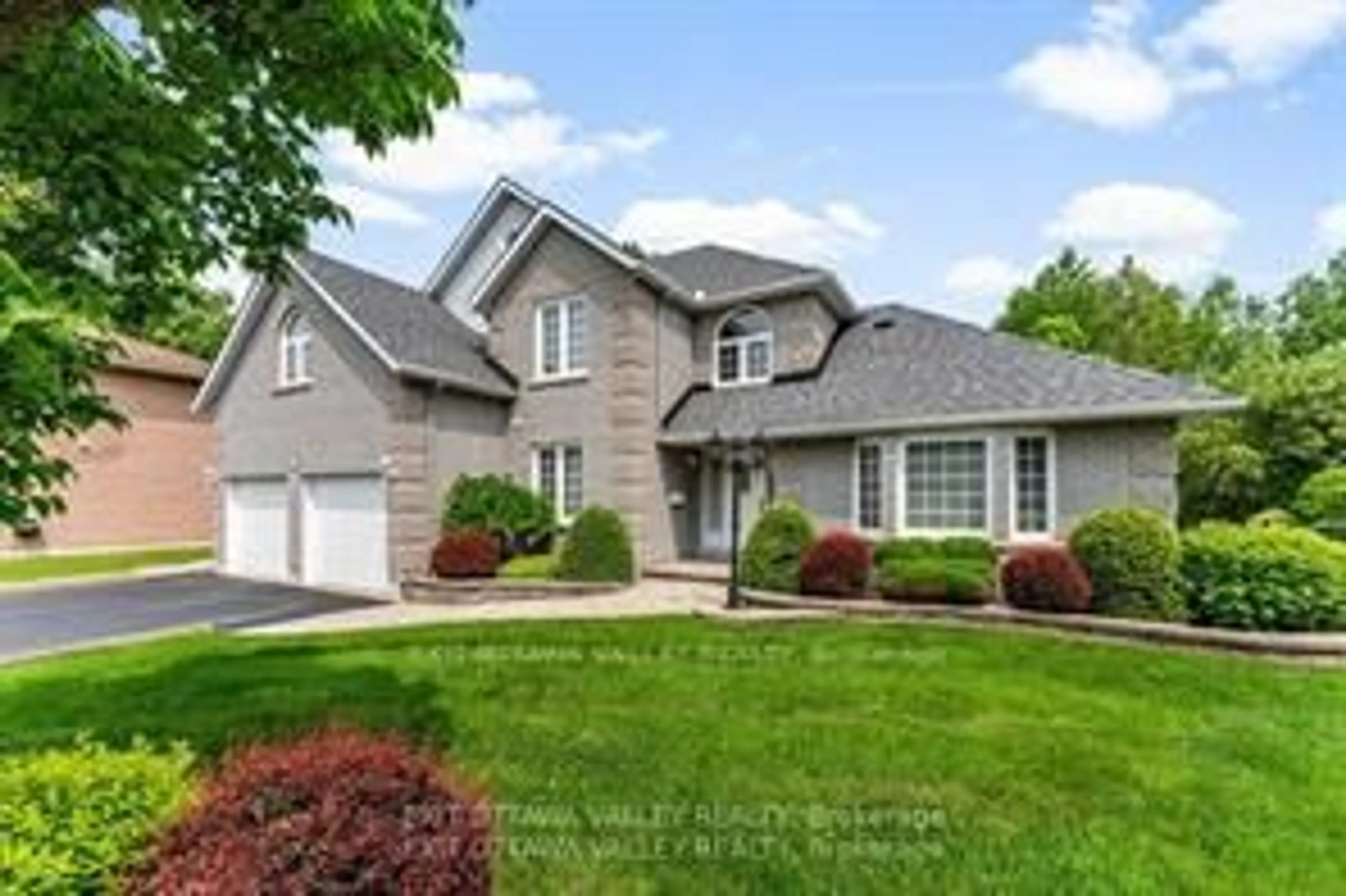 Home with brick exterior material, street for 127 Owens St, Pembroke Ontario K8A 8K1