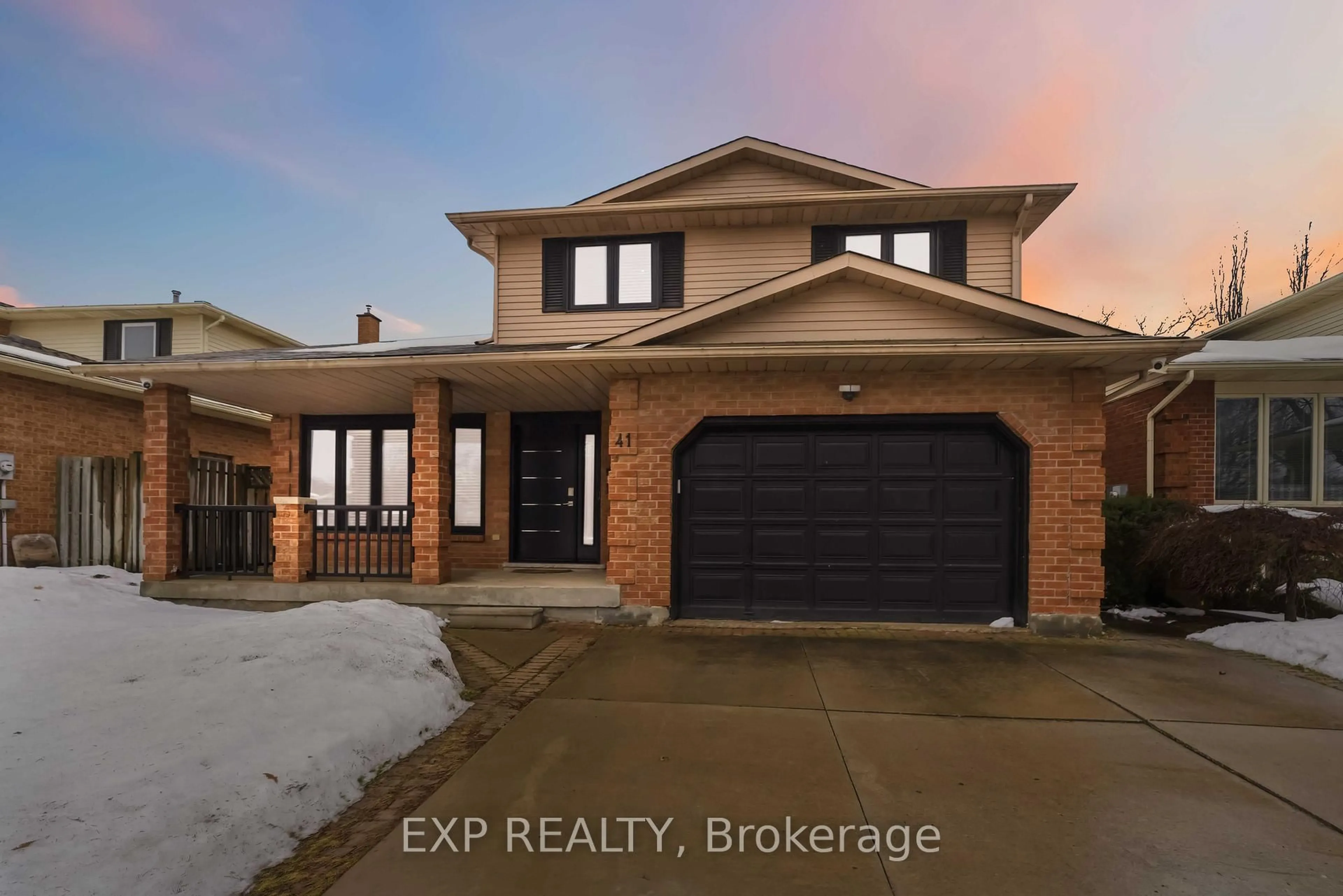 Home with brick exterior material, street for 41 Keefer Rd, Thorold Ontario L2V 4W5