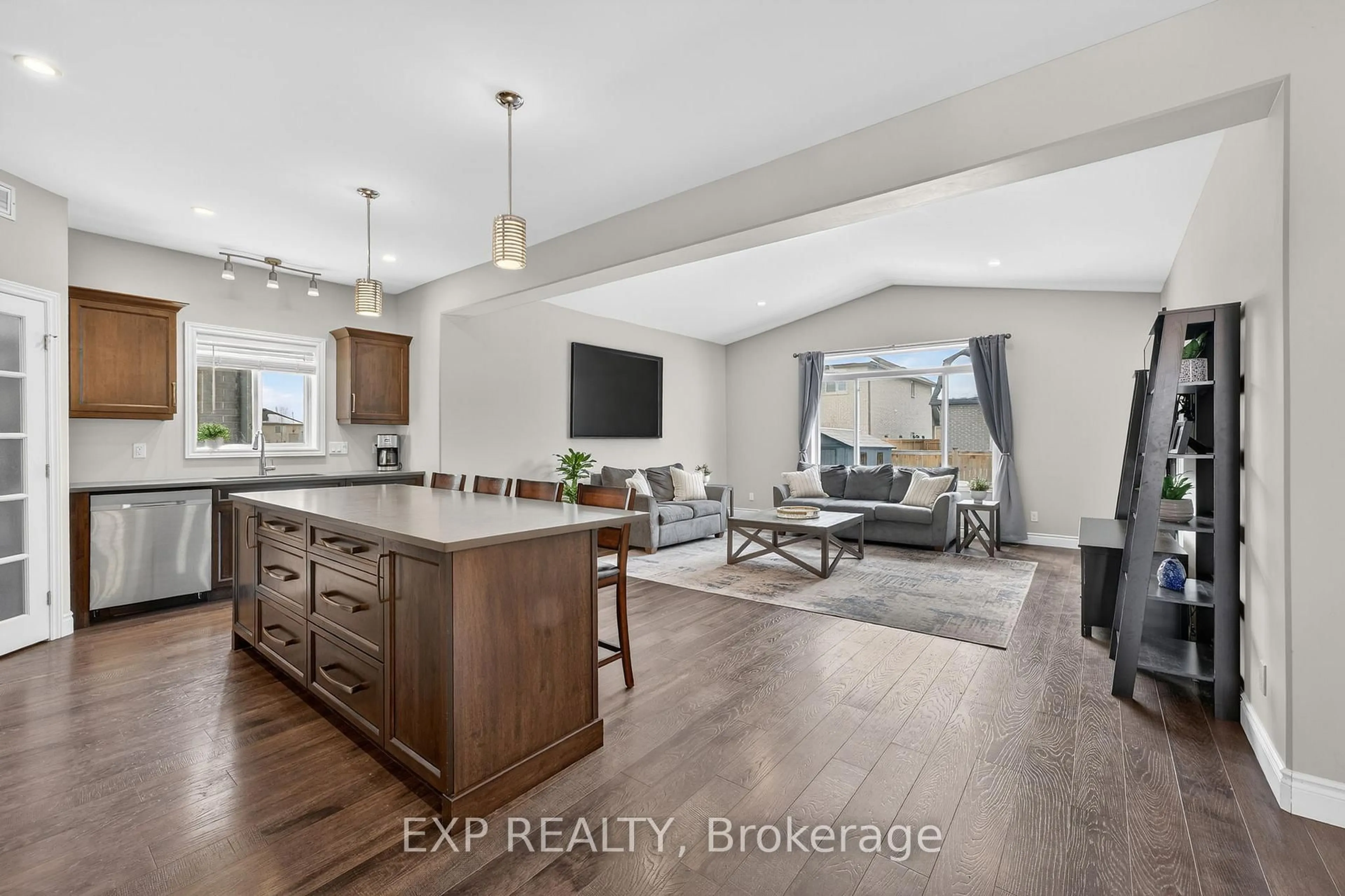 Open concept kitchen, unknown for 25 Virginia Cres, Belleville Ontario K8N 0K5