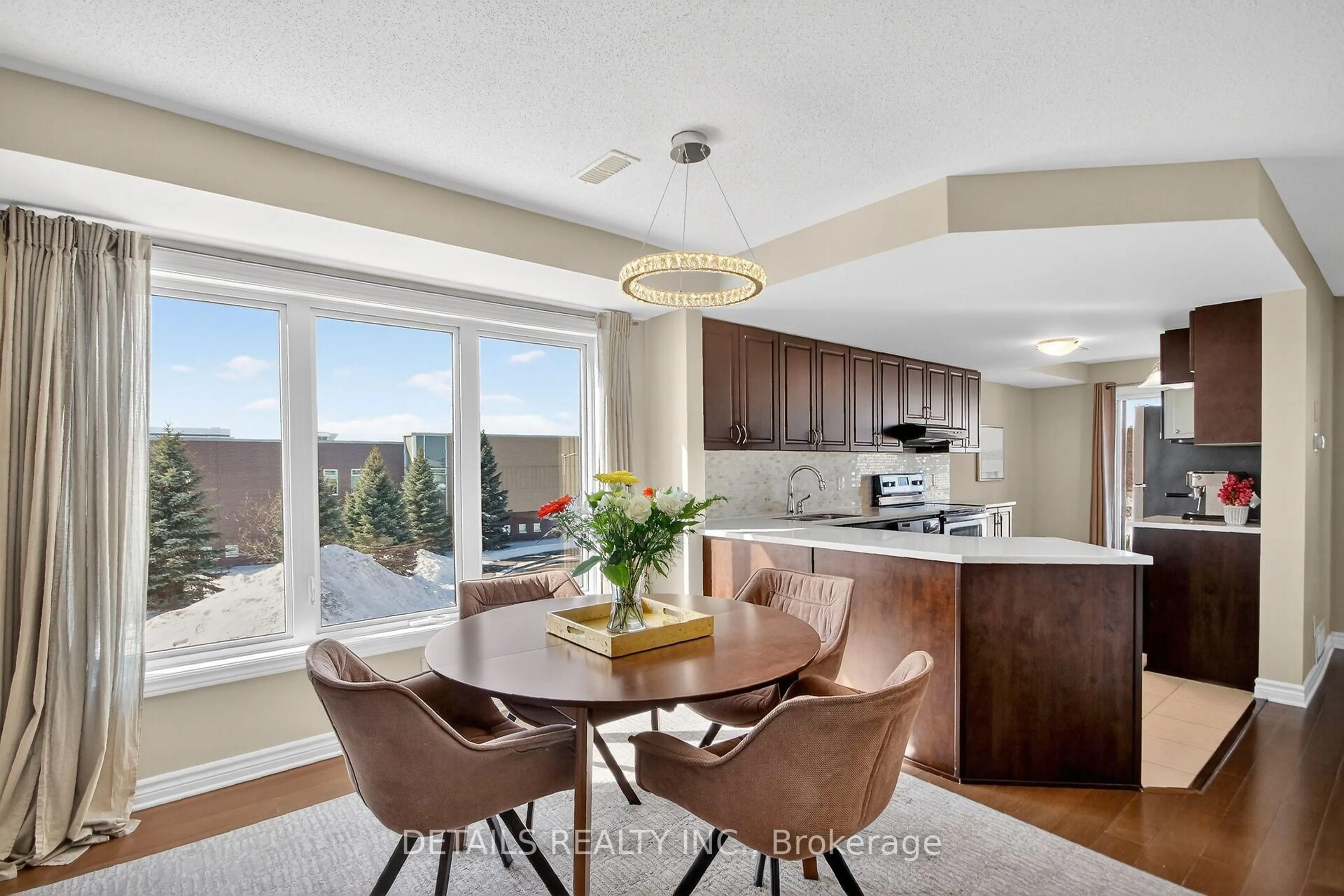 Open concept kitchen, unknown for 633C Chapman Mills Dr, Ottawa Ontario K2J 5T1