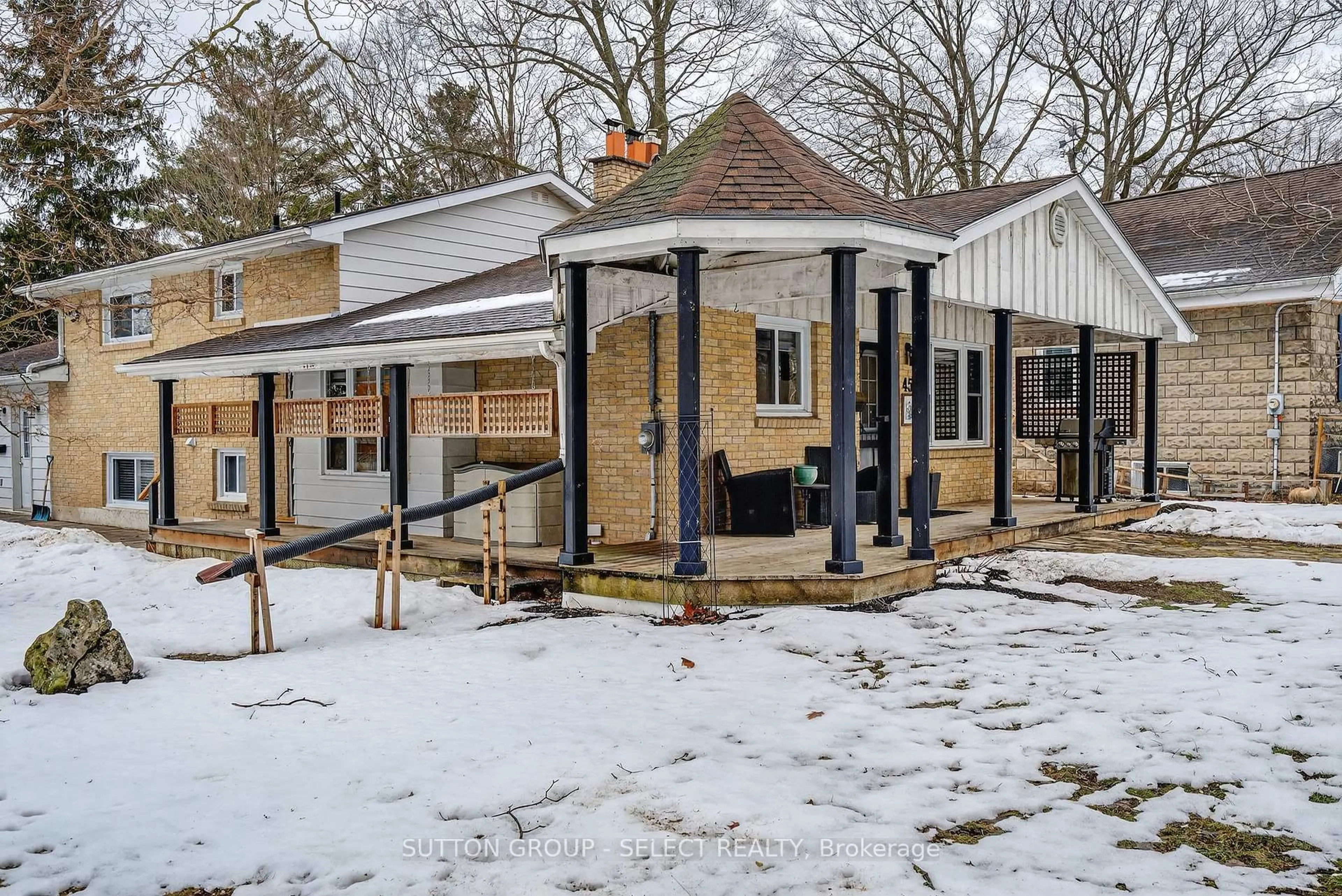 Unknown for 45 Upper Ave, London North Ontario N6H 2L5