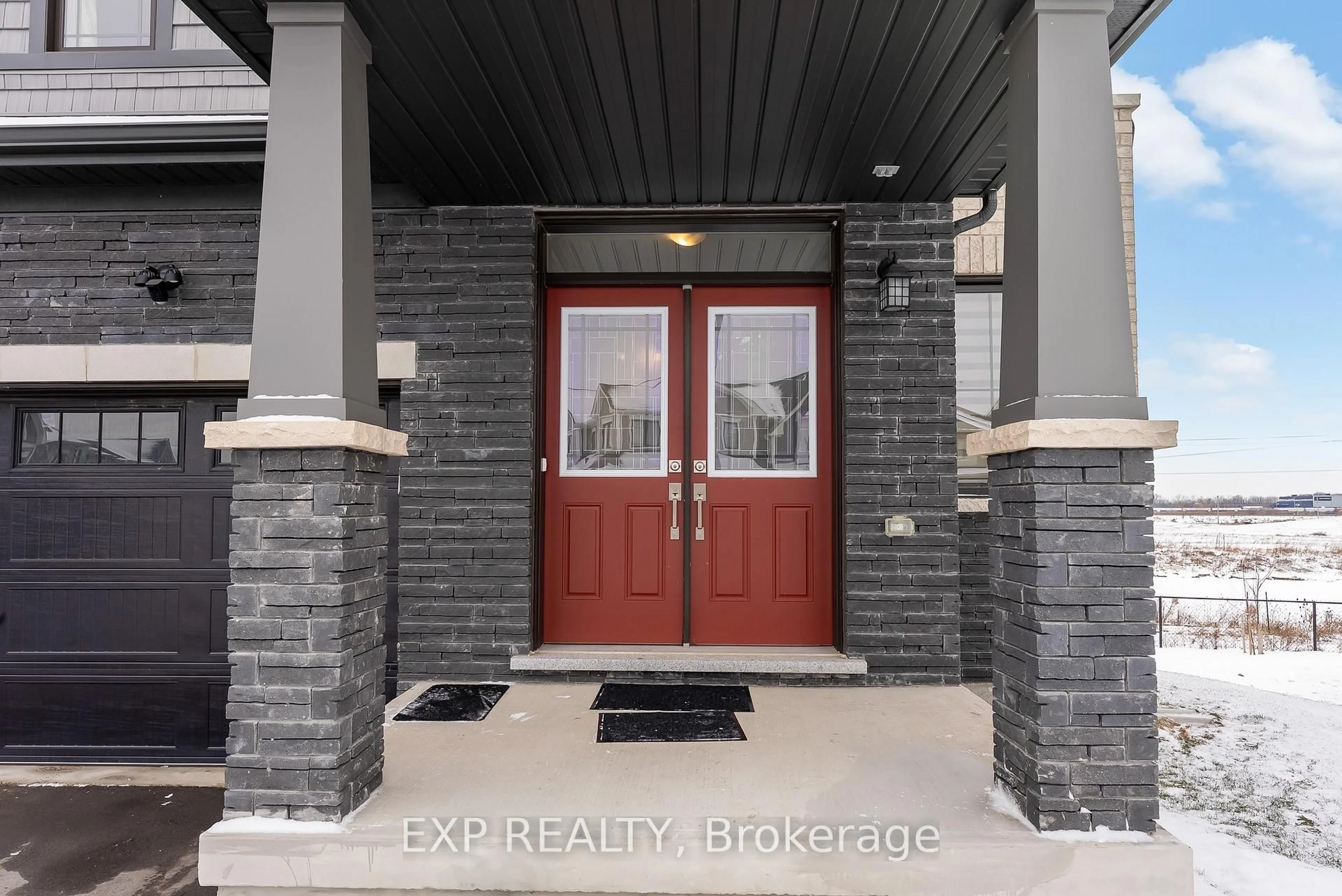 Indoor entryway for 229 Vanilla Tr, Thorold Ontario L2V 0L3