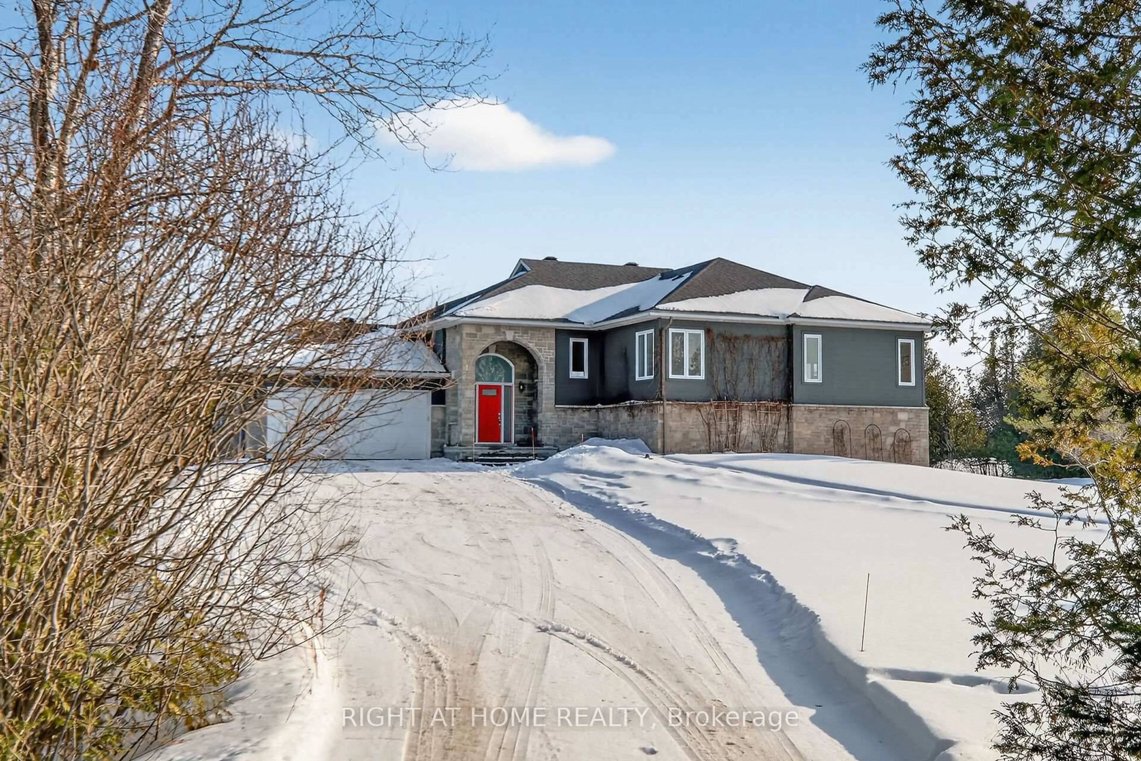 A pic from outside/outdoor area/front of a property/back of a property/a pic from drone, unknown for 1641 Bearhill Rd, Carp Ontario K0A 1L0