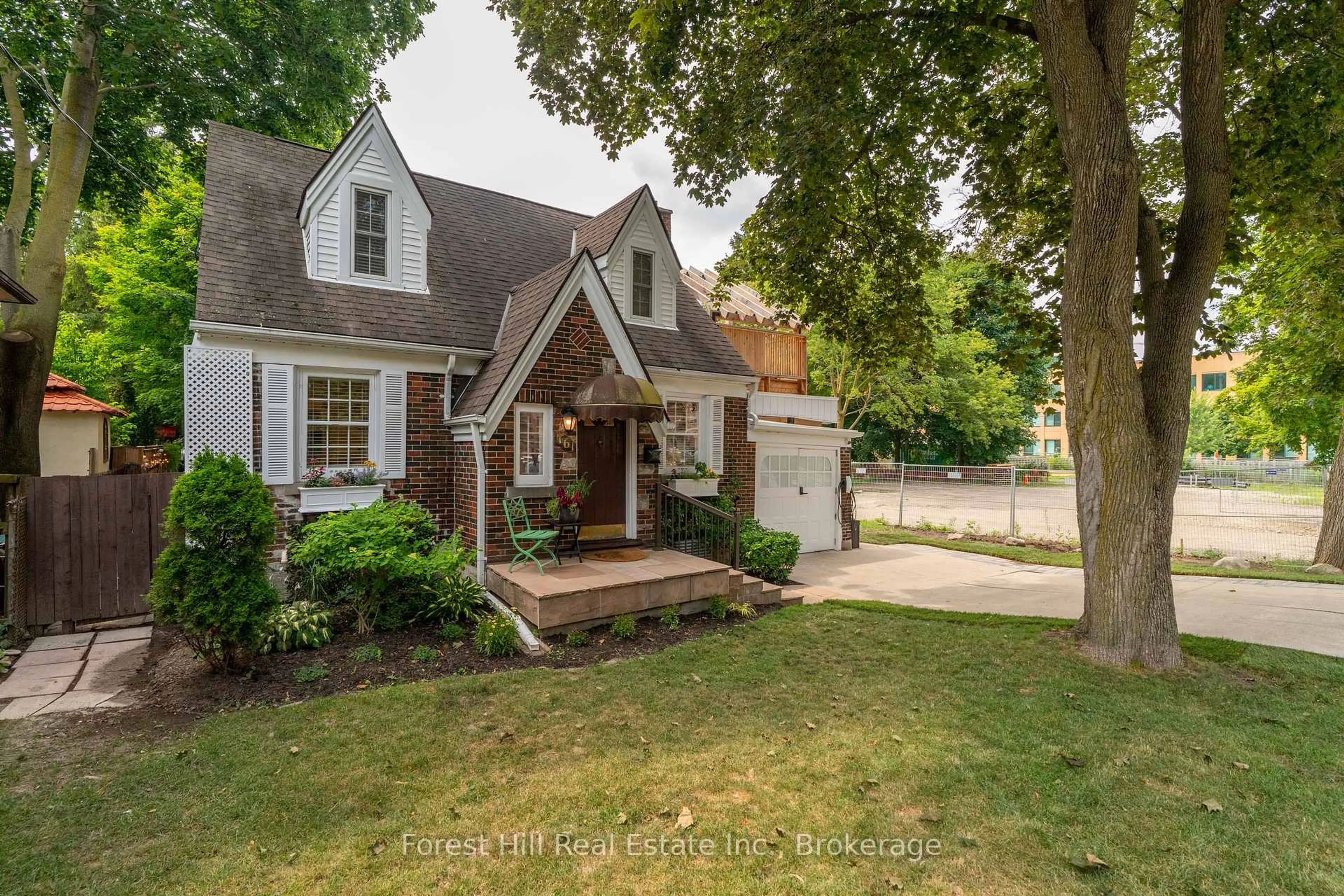 Home with brick exterior material, street for 161 Herbert St, Waterloo Ontario N2J 1T3