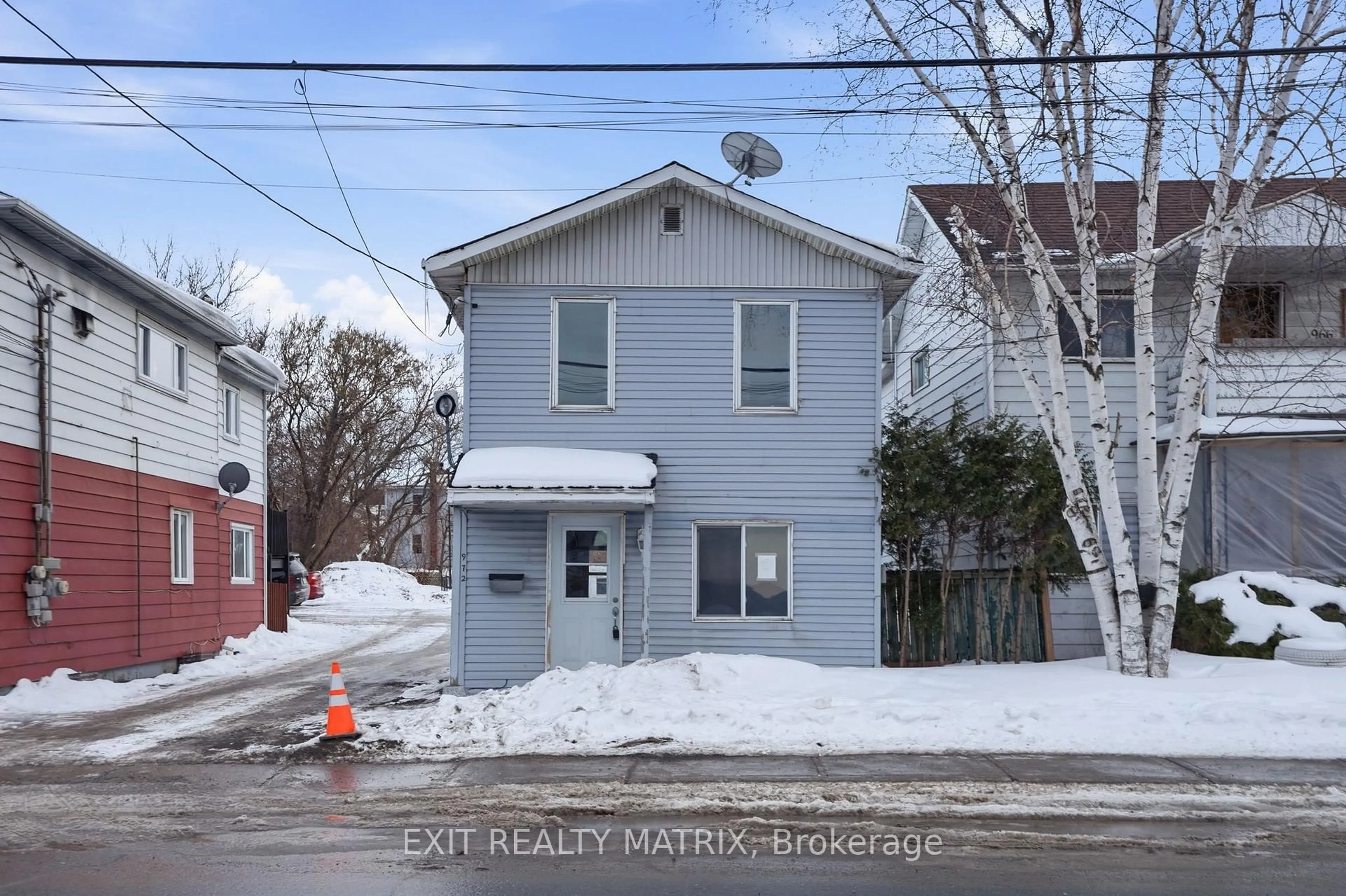 Unknown for 972 Main St, Hawkesbury Ontario K6A 1B7