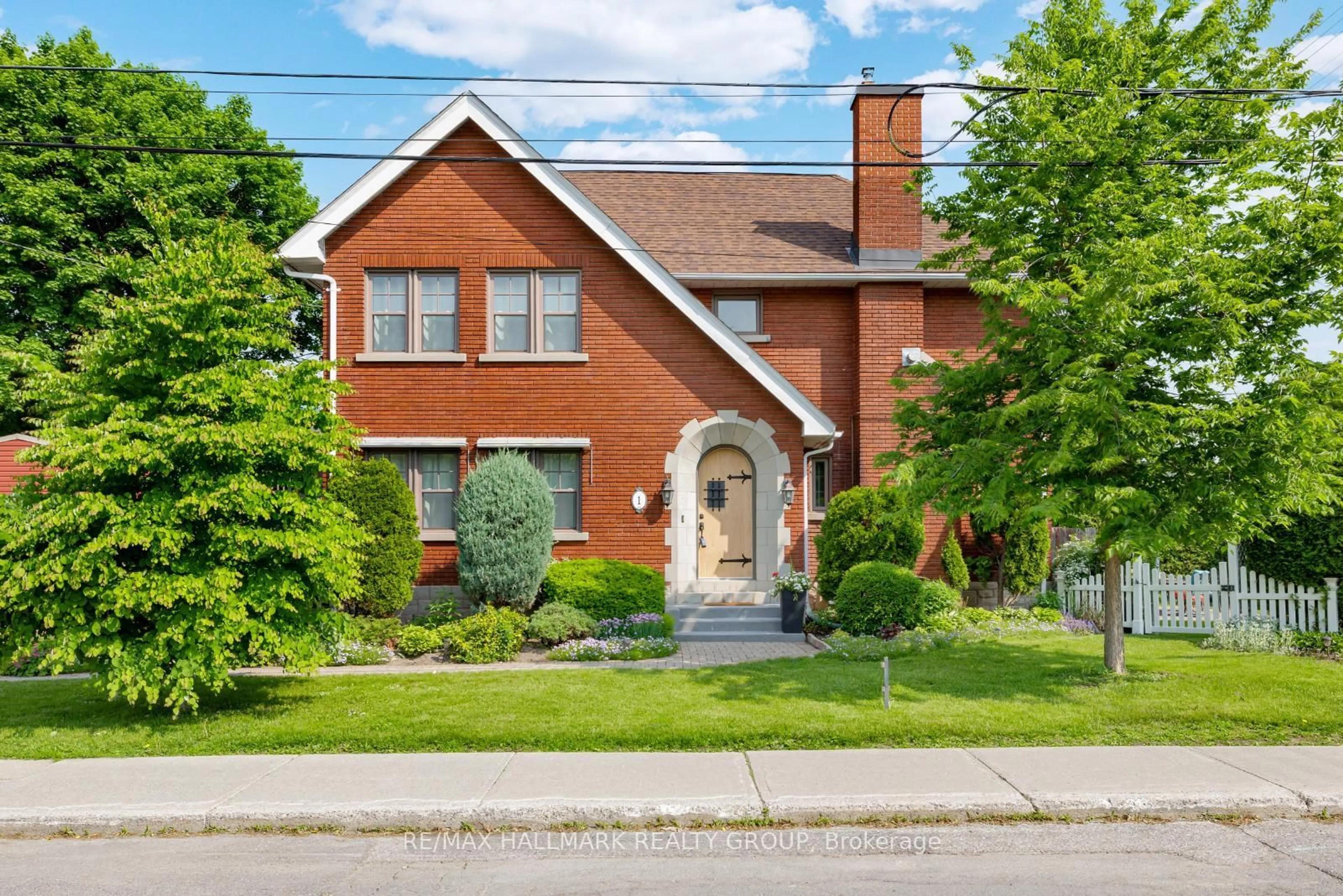 Home with brick exterior material, street for 1 Iona St, Ottawa Ontario K1Y 3L6