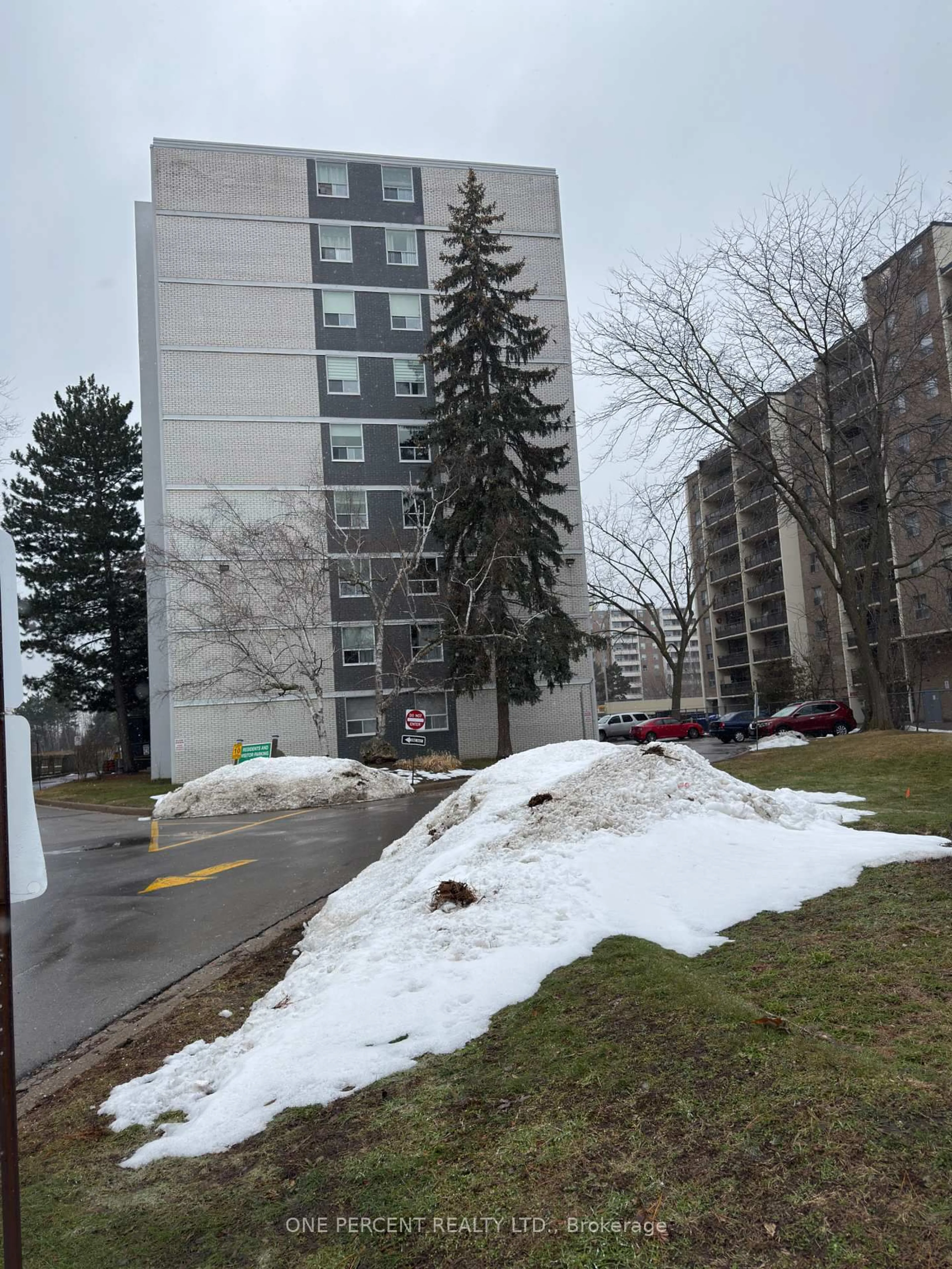 Unknown for 359 Geneva St #1002, St. Catharines Ontario L2N 2G5