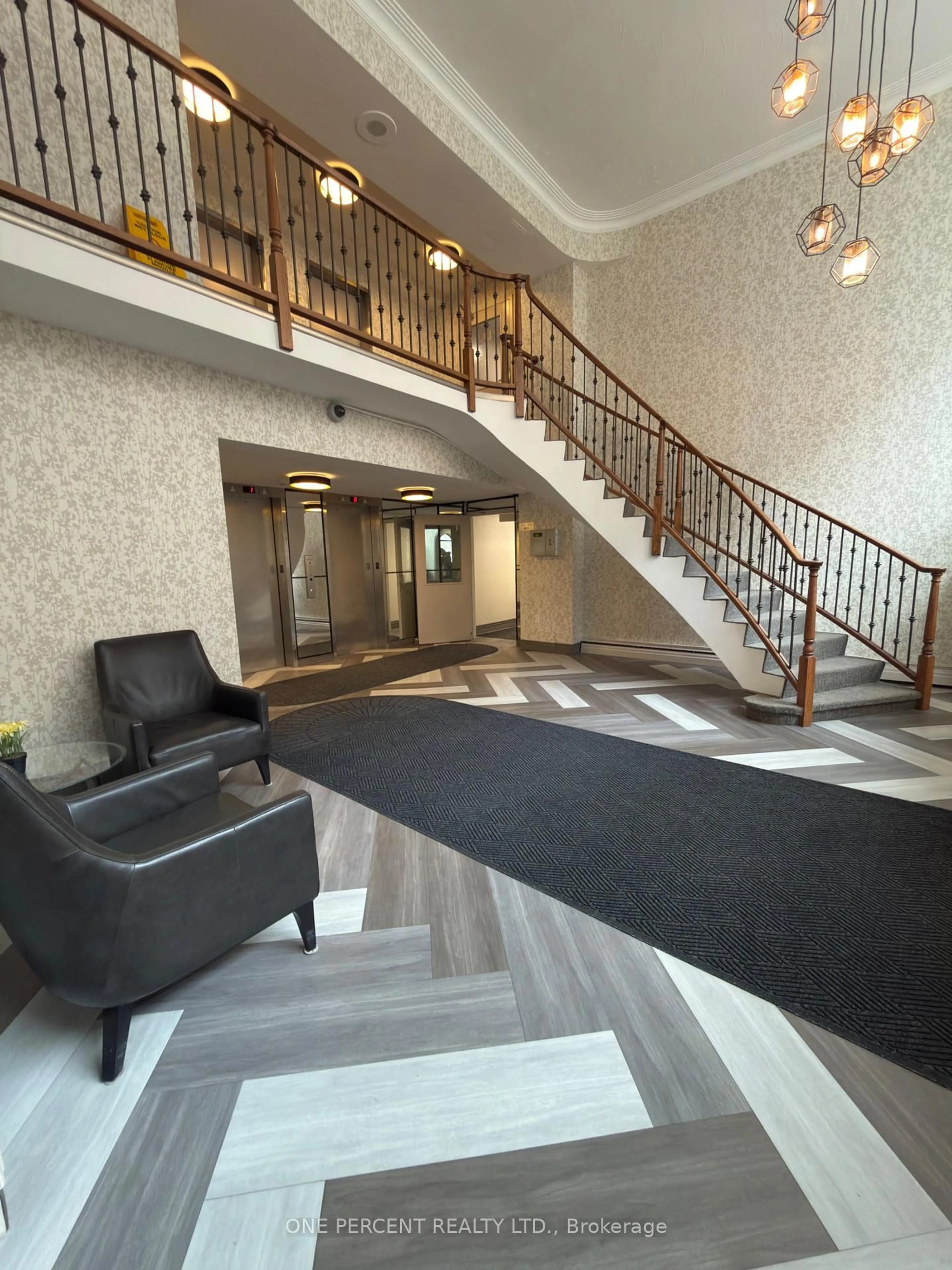 Lobby for 359 Geneva St #1002, St. Catharines Ontario L2N 2G5