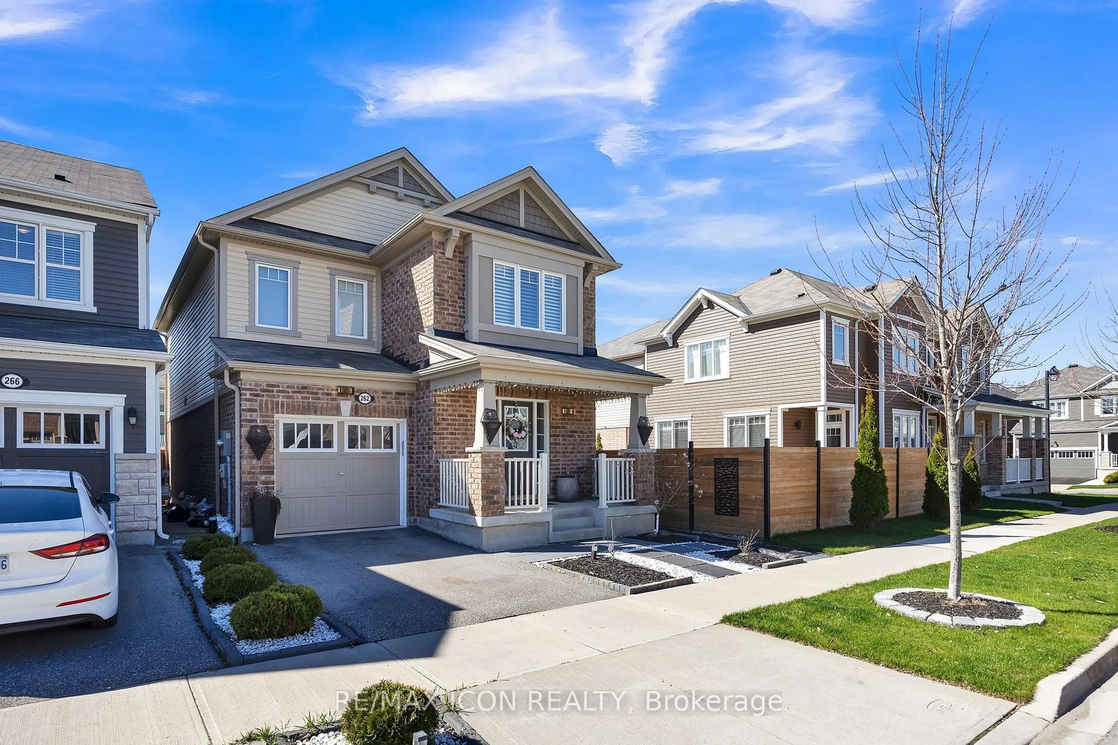 Home with brick exterior material, street for 262 Grovehill Cres, Kitchener Ontario N2R 1R4