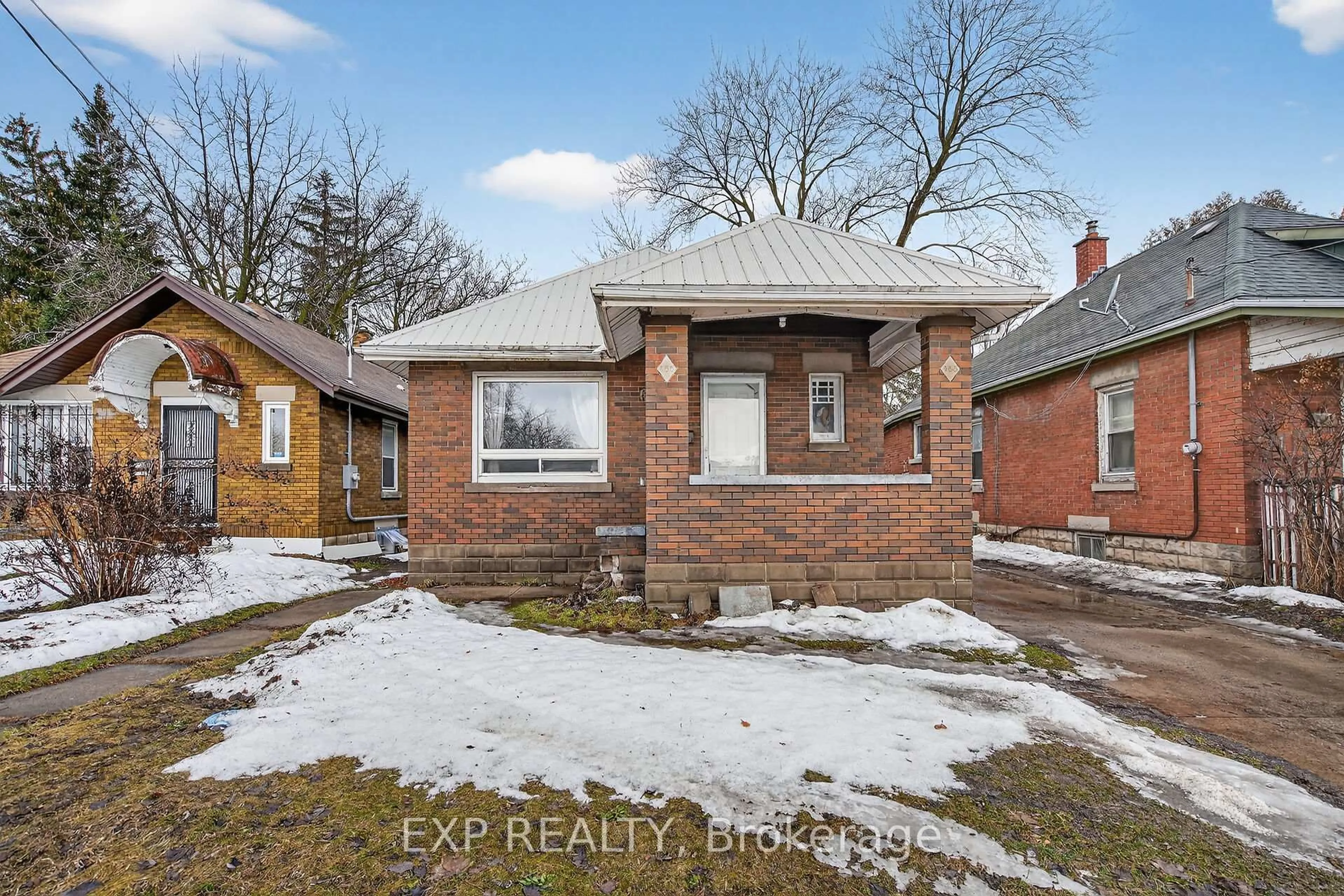 Home with brick exterior material, street for 655 Highbury Ave, London East Ontario N5W 4L2
