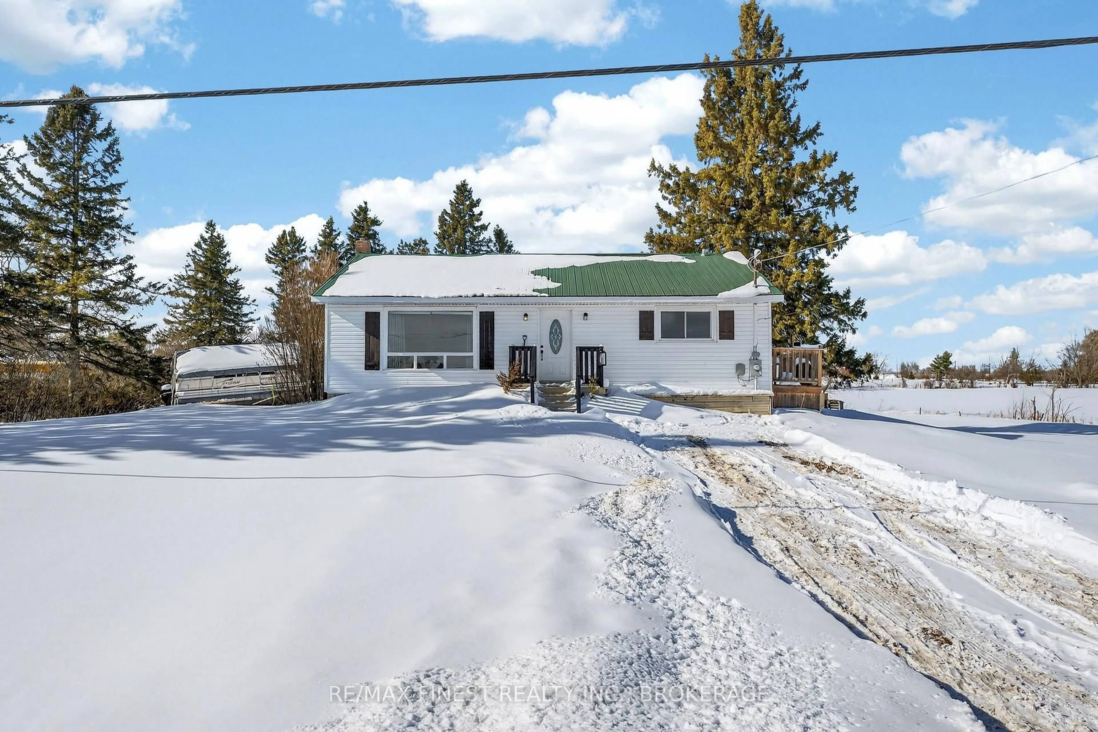 A pic from outside/outdoor area/front of a property/back of a property/a pic from drone, unknown for 3369 Perth Rd, Kingston Ontario K0H 1S0