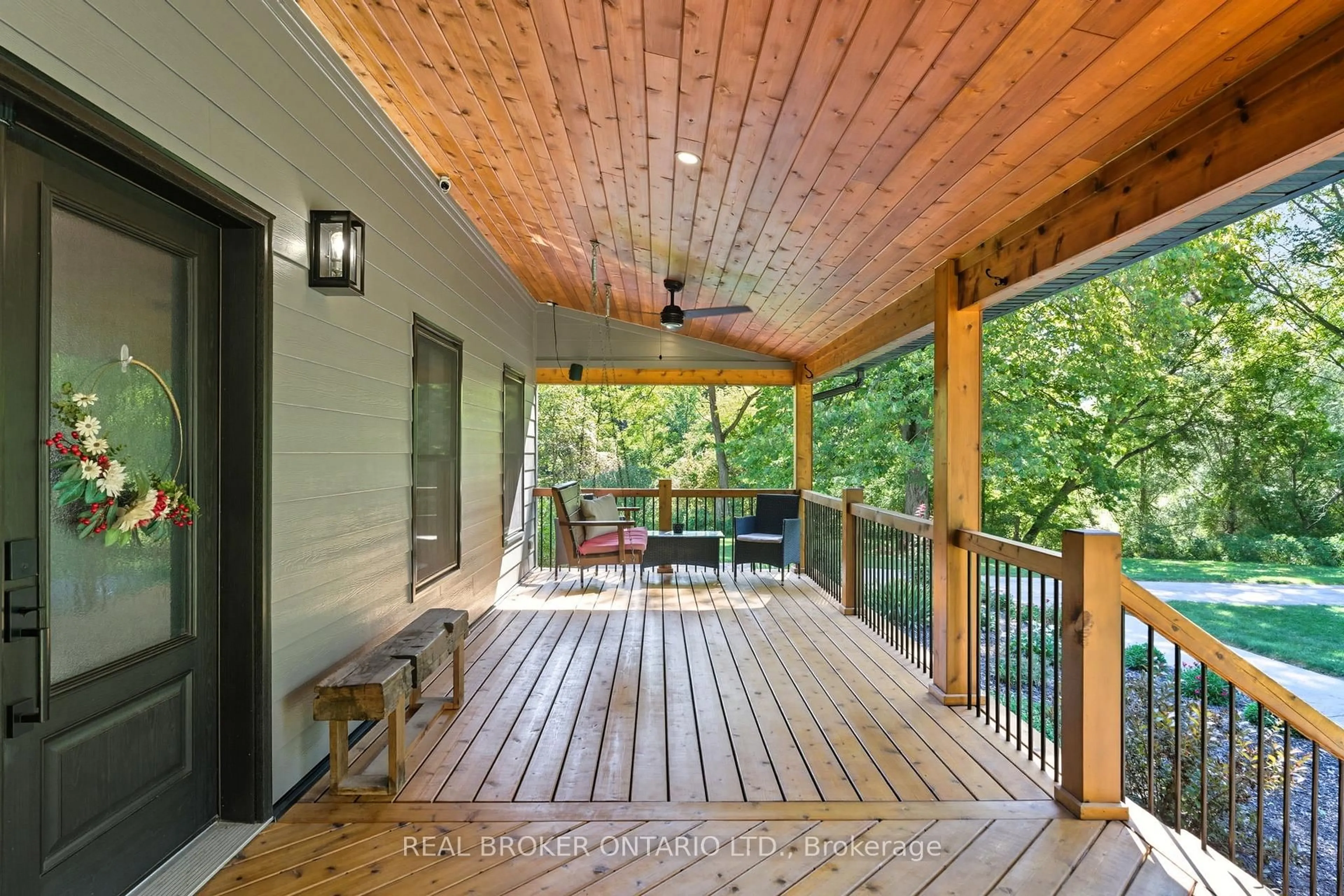 Patio, unknown for 115 Lakeshore Road Rr 2 Port Burwell Rd, Norfolk Ontario N0J 1T0