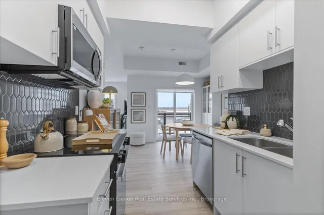 42 Lowes Rd #37, Guelph 5