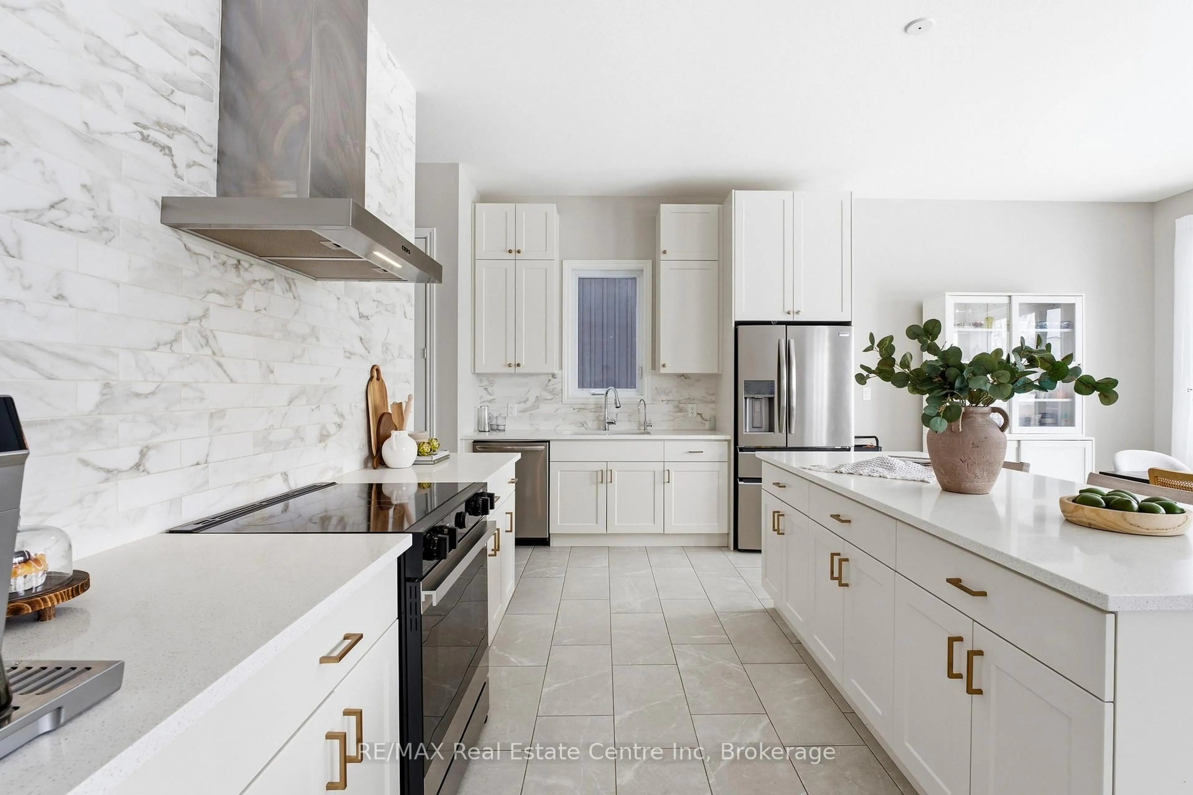 Contemporary kitchen, ceramic/tile floor for 162 HARRISON St, Centre Wellington Ontario N0B 1S0