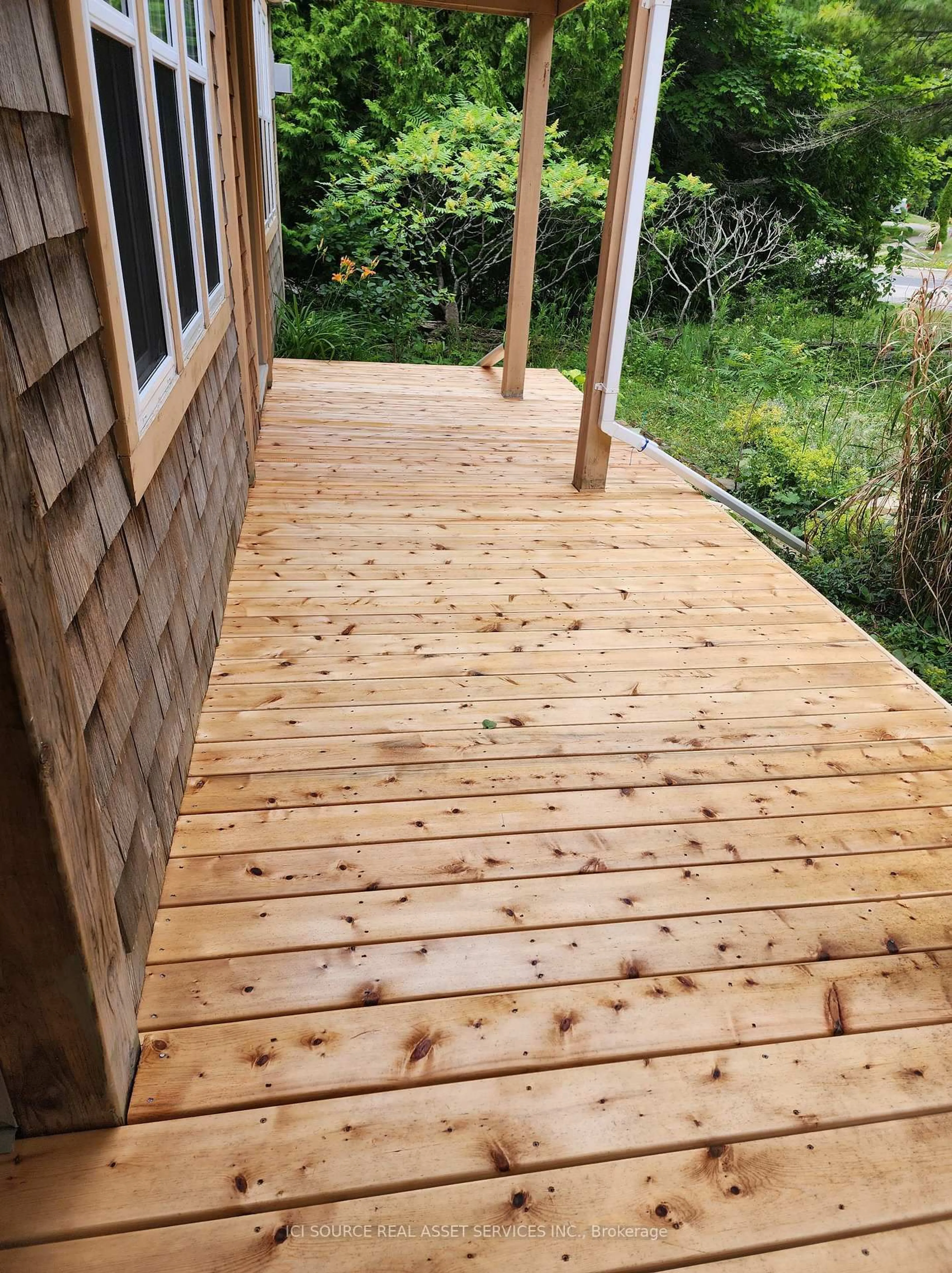 Patio, street for 48 Head St, Northern Bruce Peninsula Ontario N0H 2R0