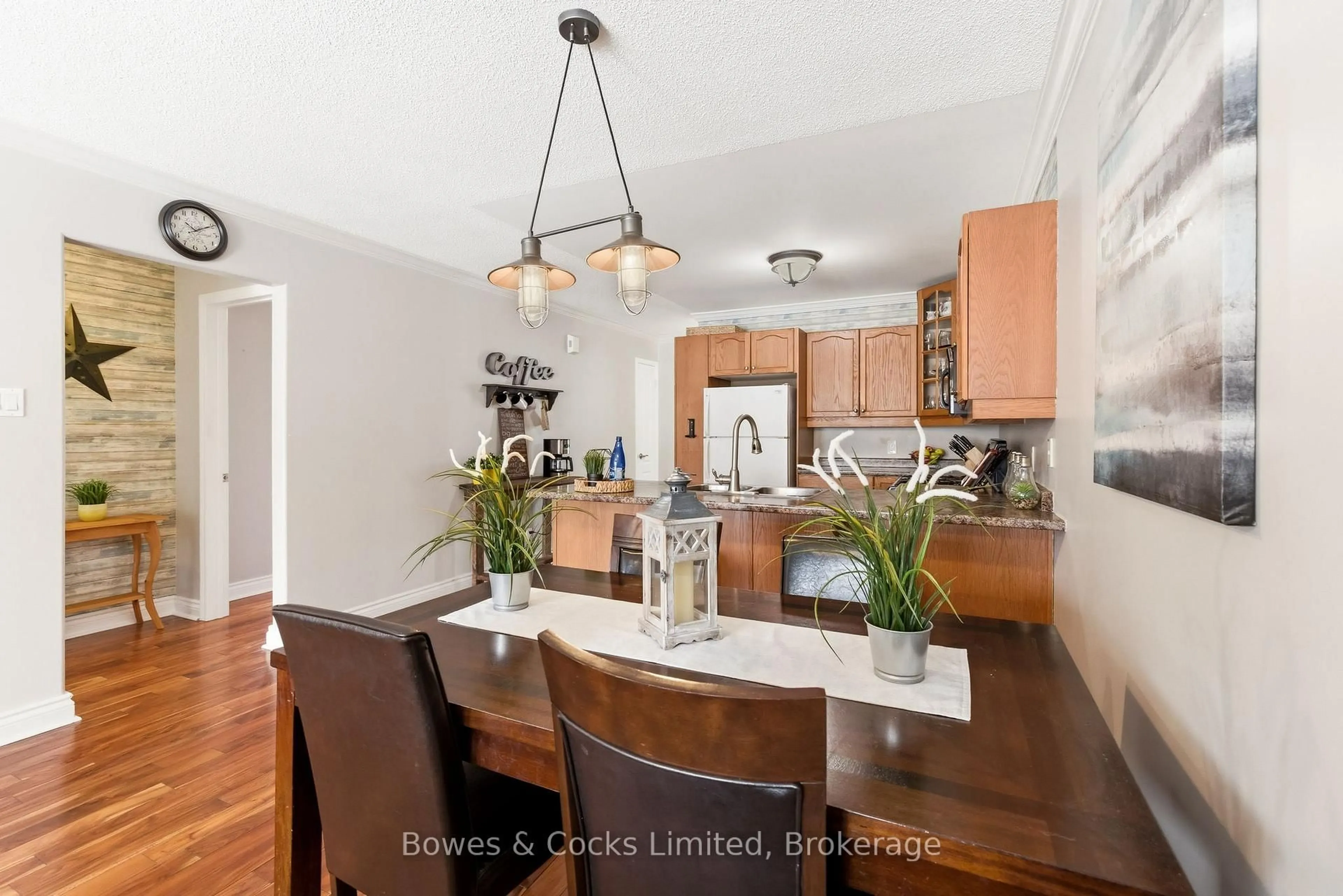 Open concept kitchen, unknown for 347 Middlefield Rd, Peterborough Ontario K9J 8S4