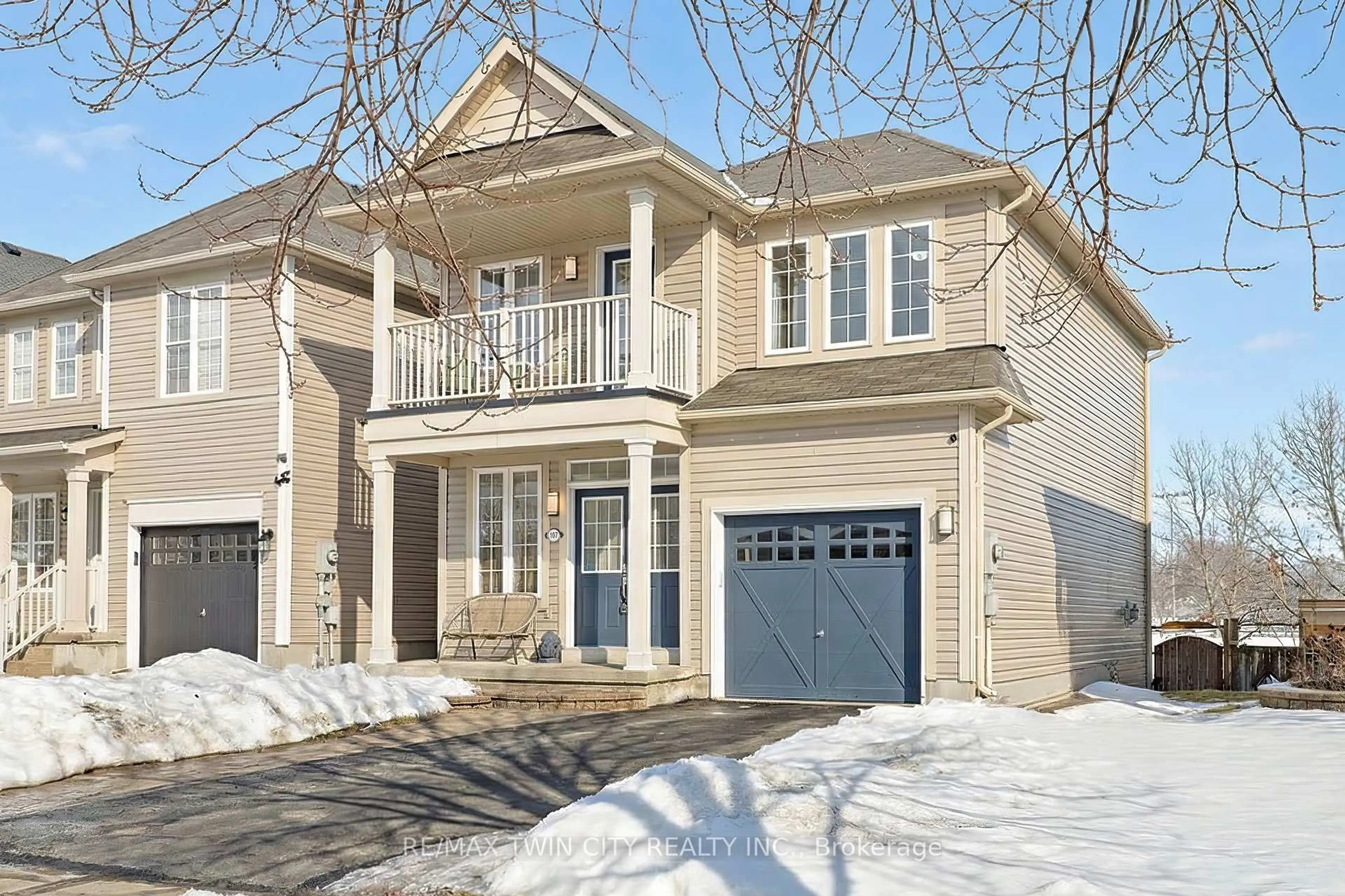 Unknown for 107 Norwich Rd, Woolwich Ontario N0B 1M0