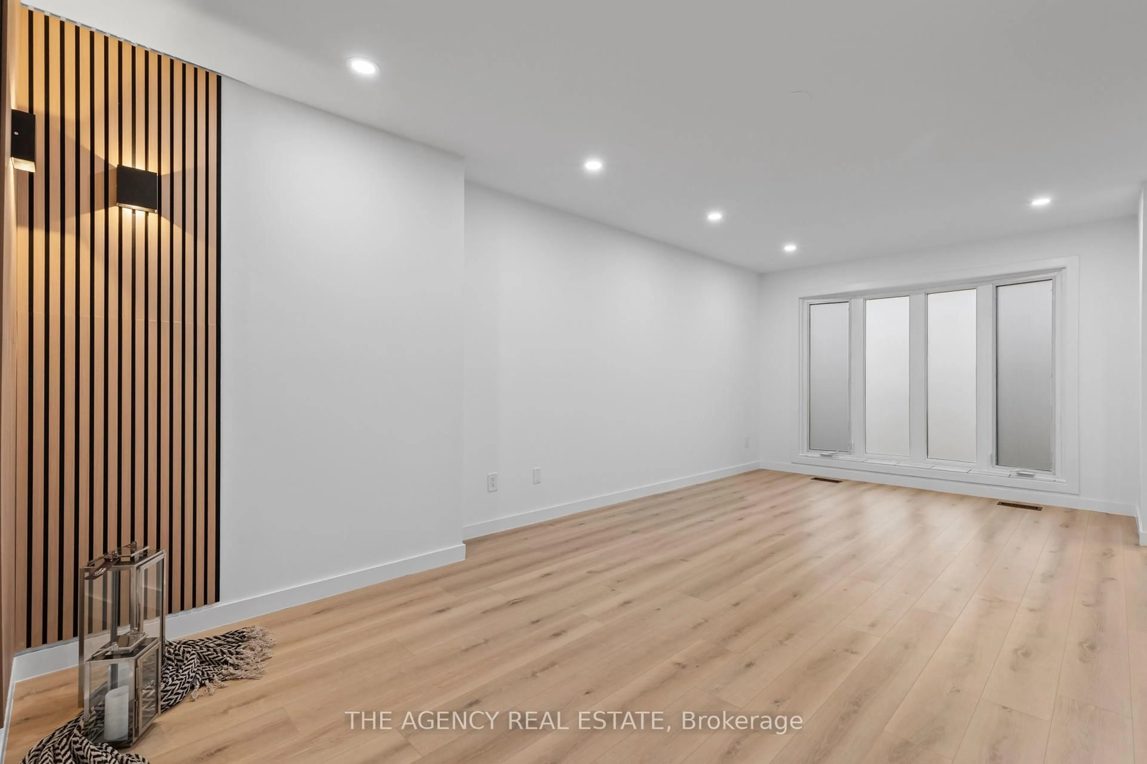 A pic of a room for 700 Exeter Rd #22, London South Ontario N6E 1L2