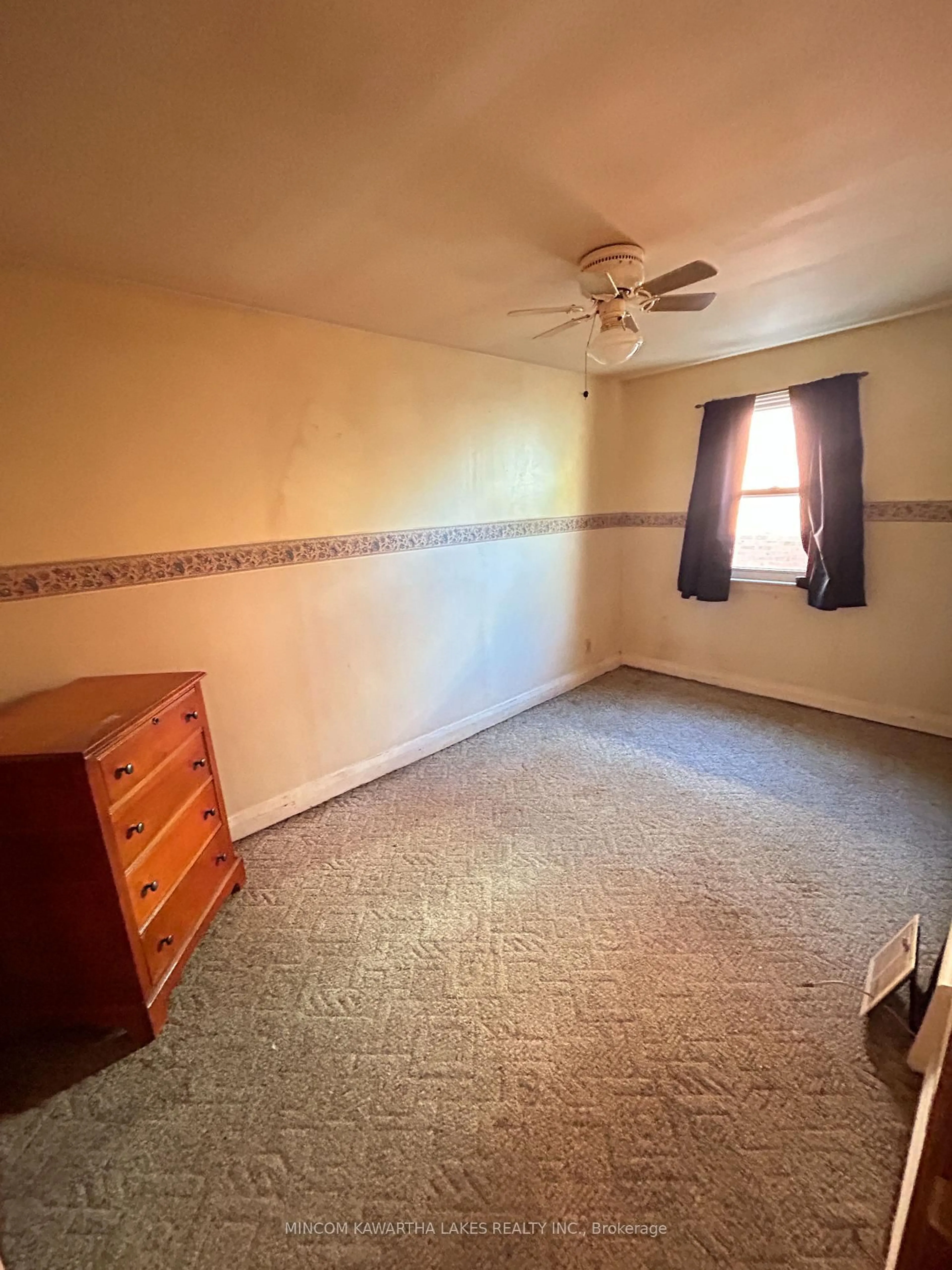 A pic of a room for 460 Driscoll Terr, Peterborough Ontario K9H 1T7