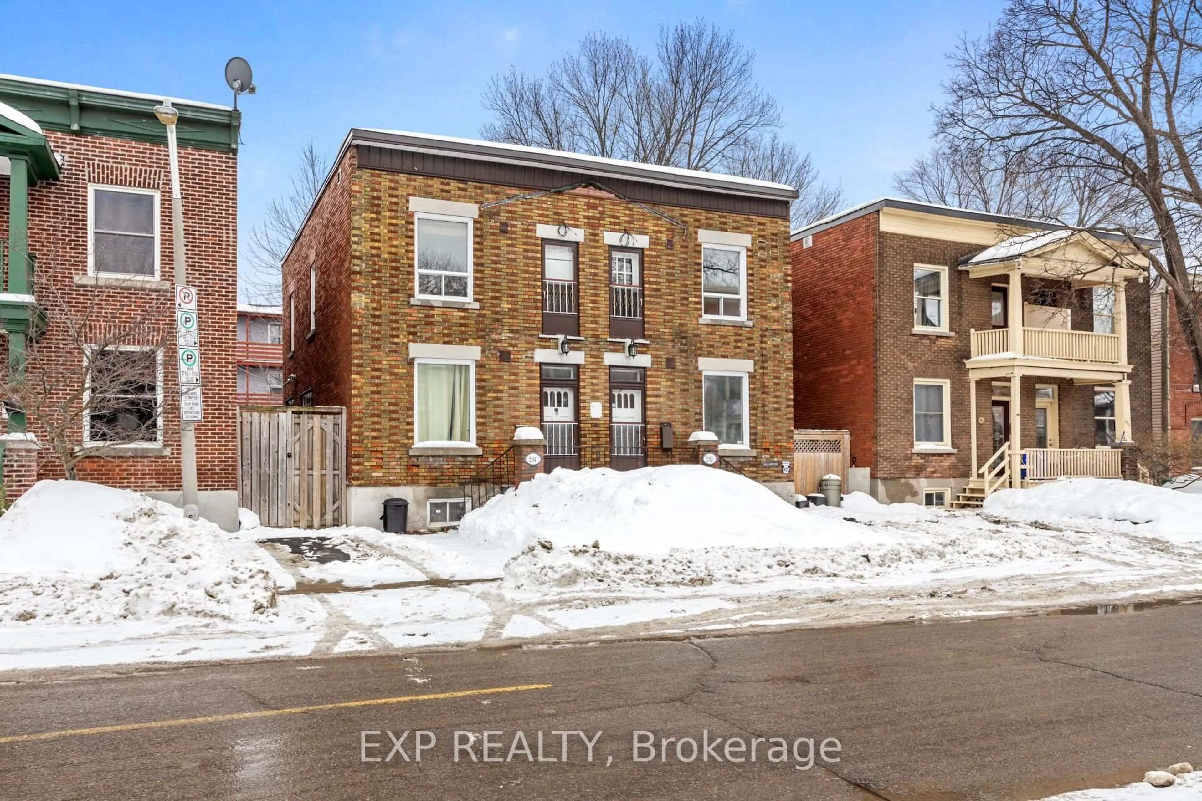Home with brick exterior material, street for 292-294 Clarence St, Ottawa Ontario K1N 5R3