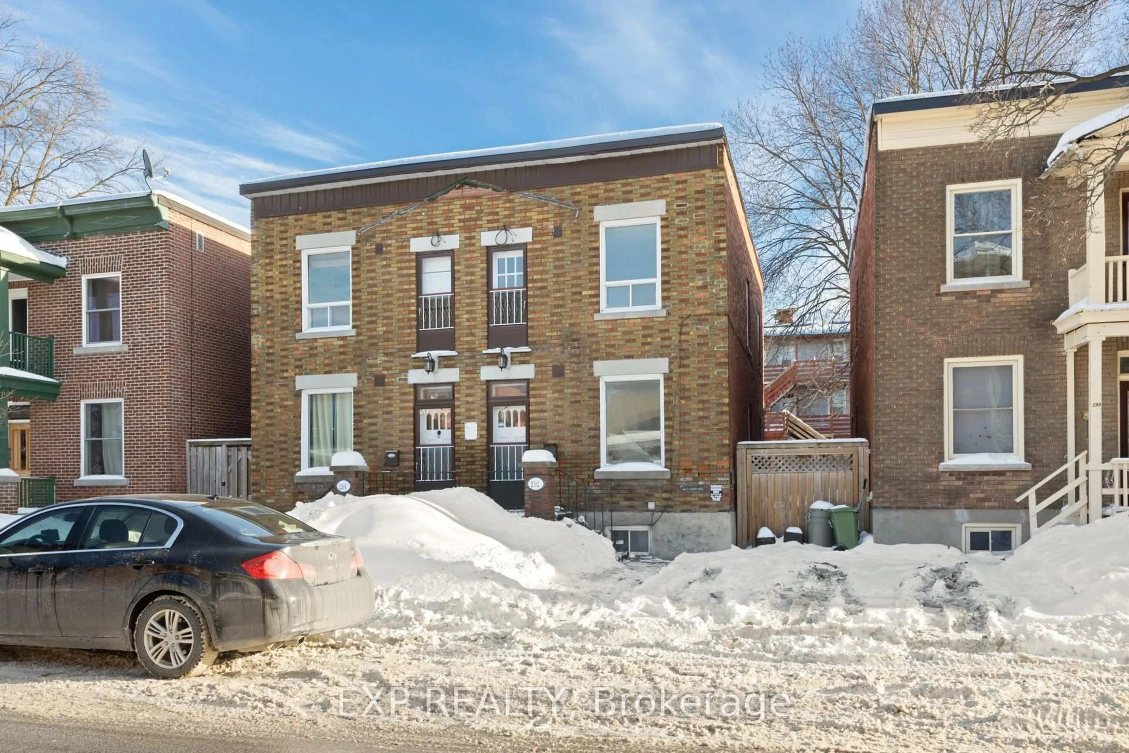 Home with brick exterior material, street for 292-294 Clarence St, Ottawa Ontario K1N 5R3