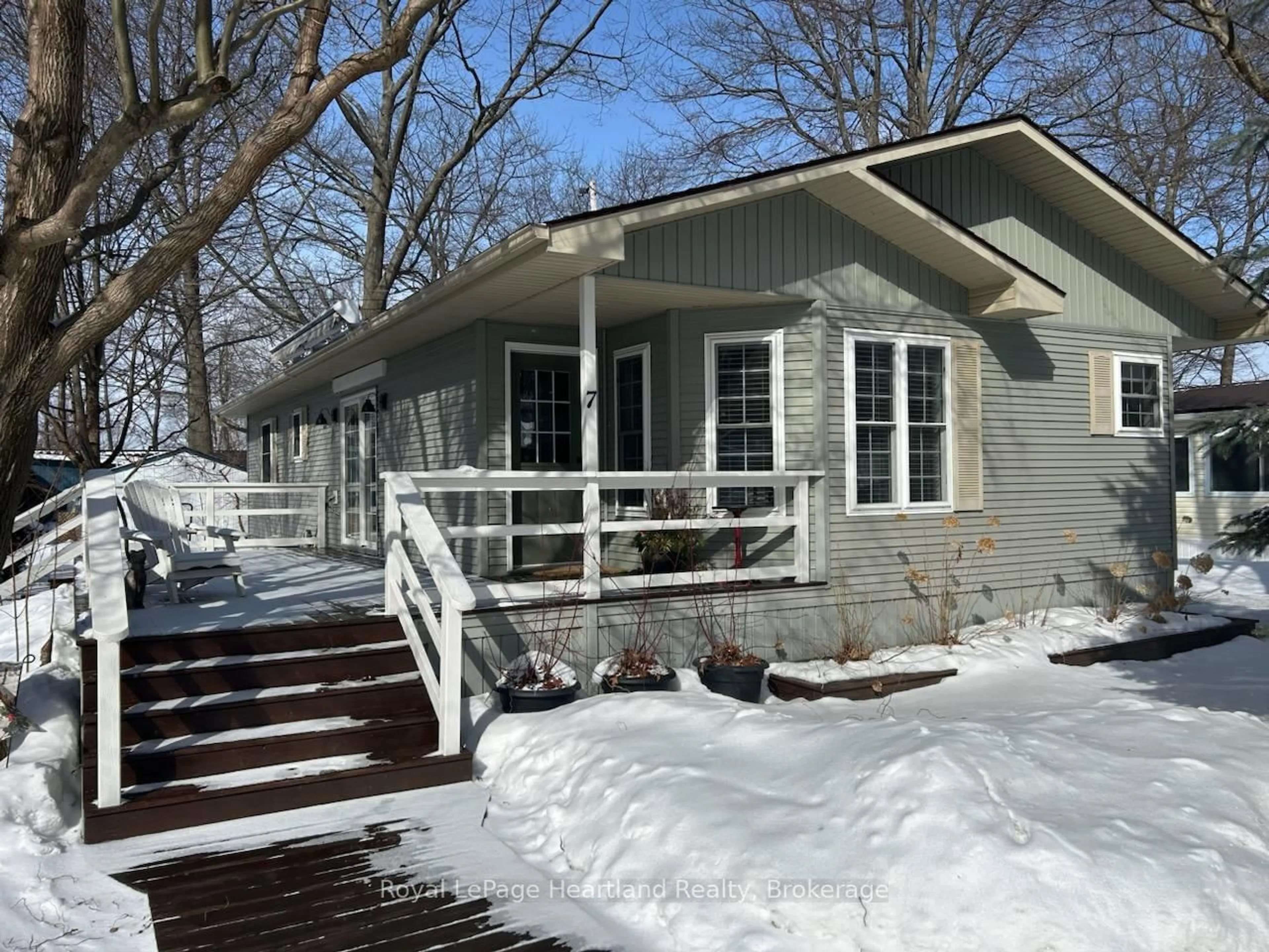 Home with vinyl exterior material, street for 7 Cree Lane, Ashfield-Colborne-Wawanosh Ontario N7A 3Y2