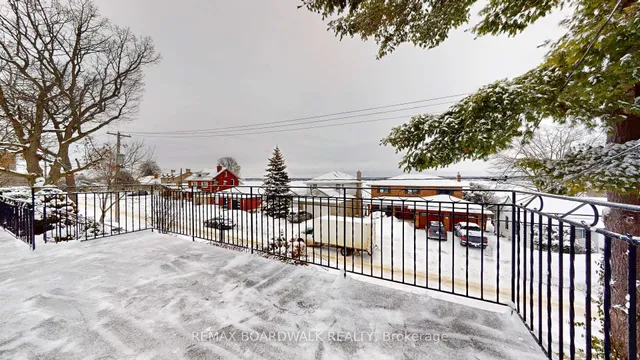 40 Jessie St, Brockville 2