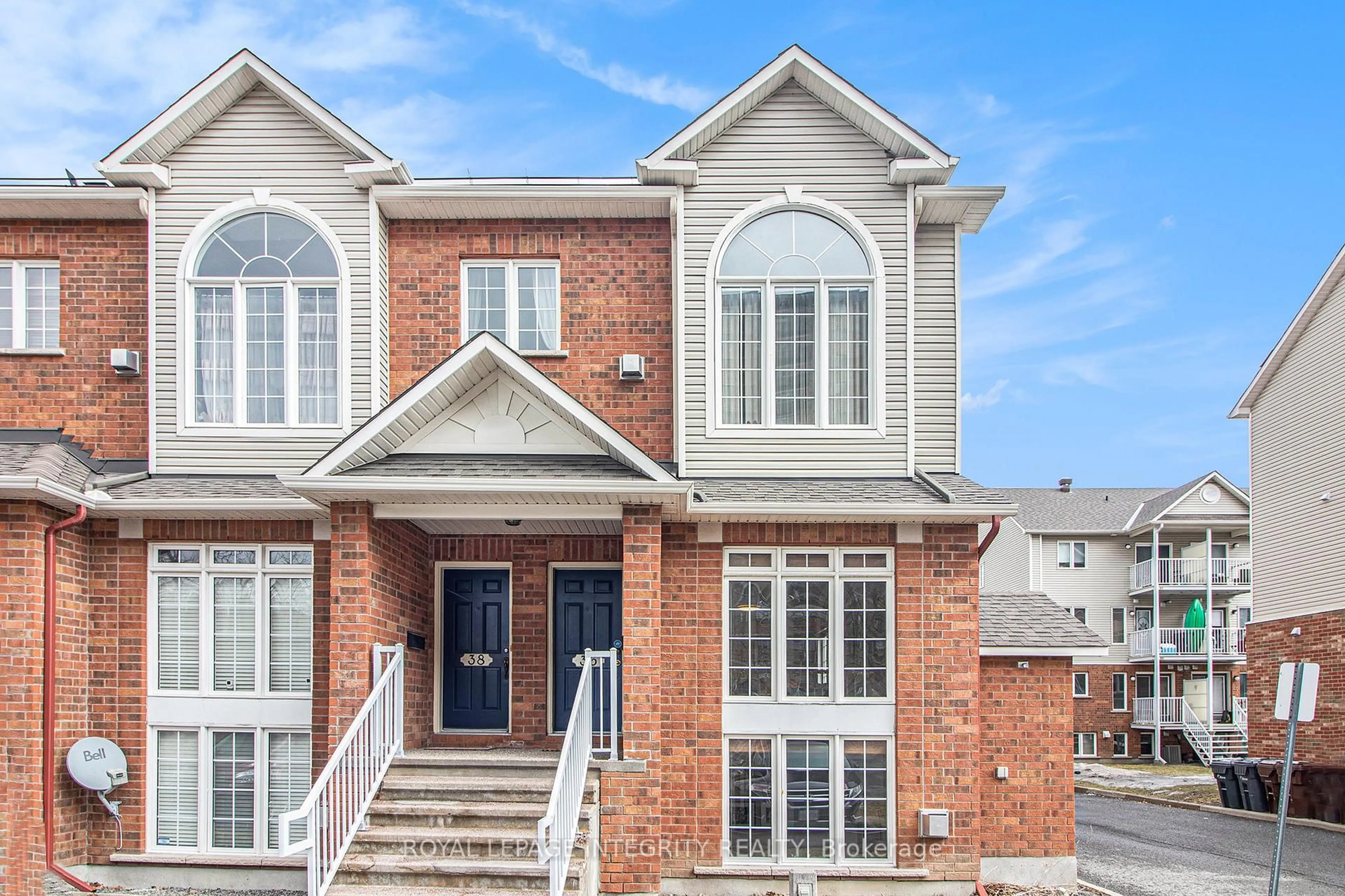 Home with brick exterior material, street for 1512 Walkley Rd #36, Ottawa Ontario K1V 2G7