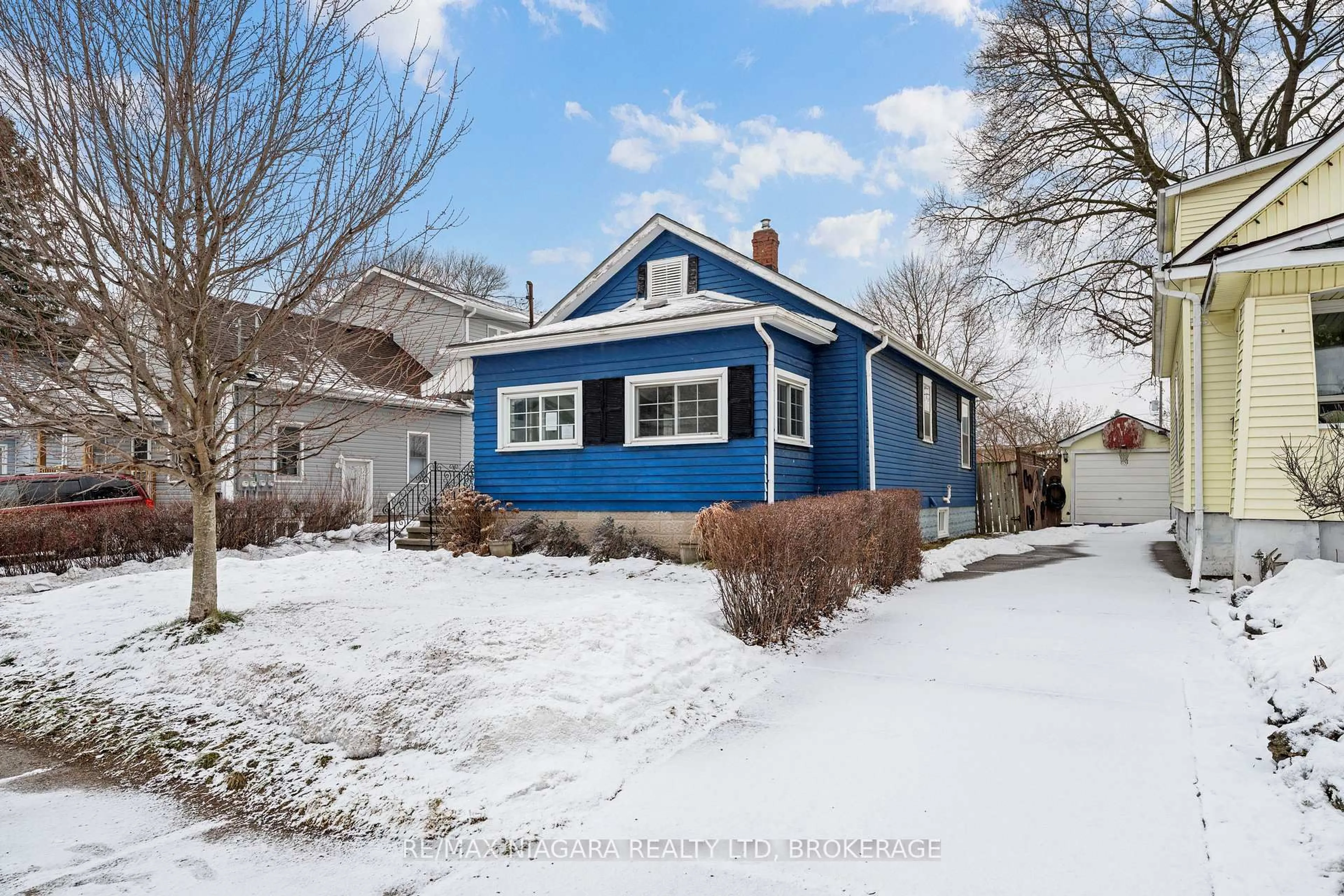 Unknown for 6437 Culp St, Niagara Falls Ontario L2G 2C2