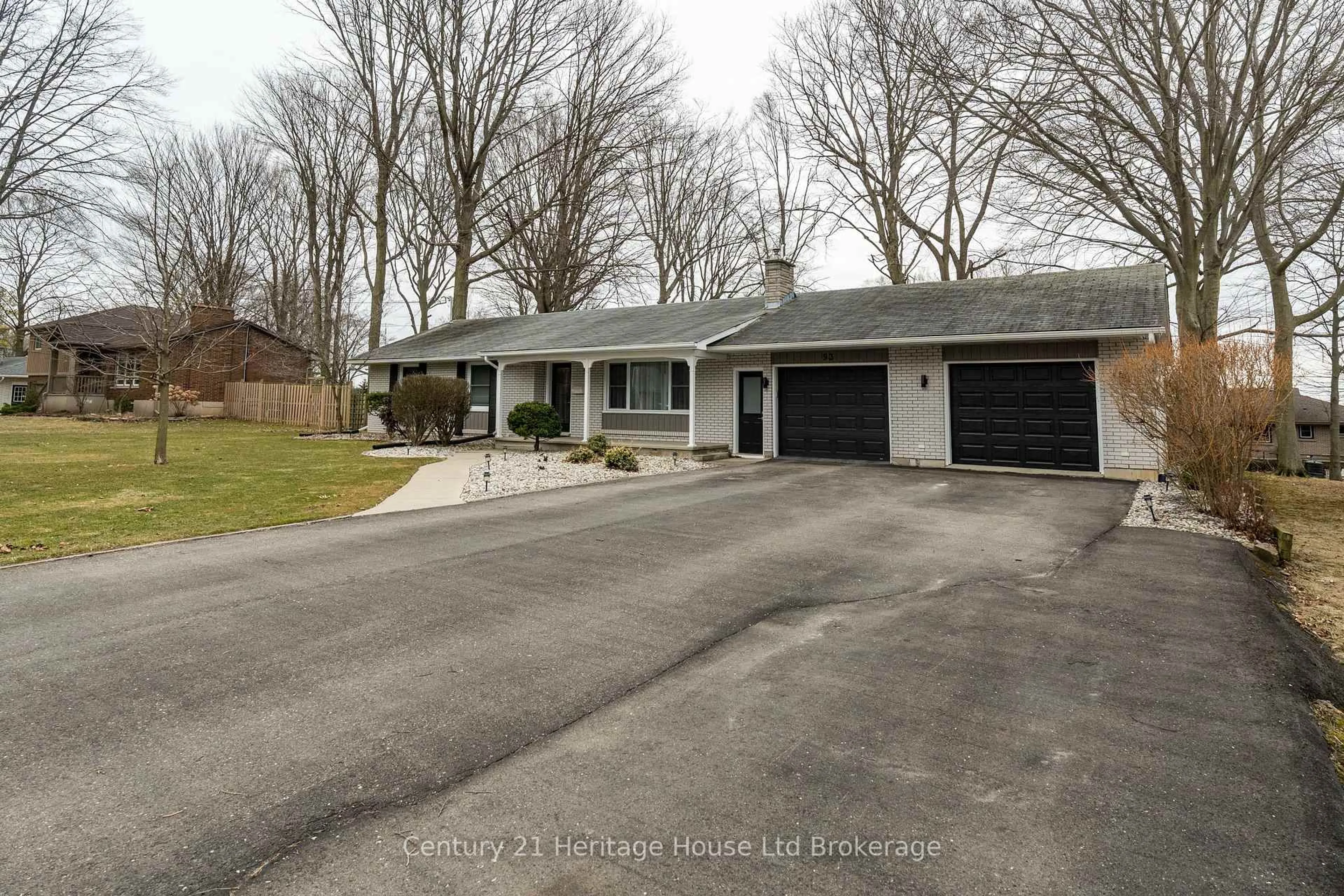 Unknown for 93 James Ave, Tillsonburg Ontario N4G 1A7