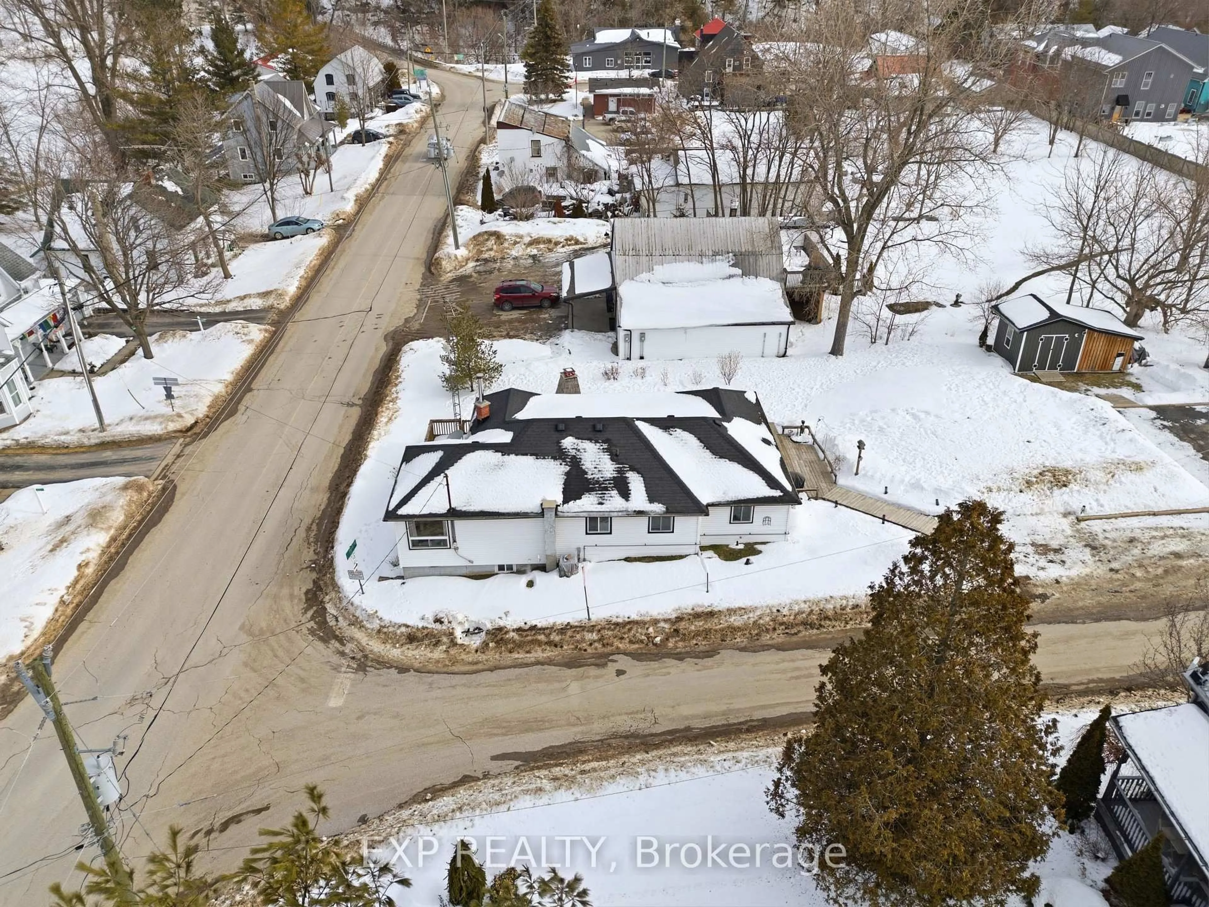A pic from outside/outdoor area/front of a property/back of a property/a pic from drone, street for 13 St Philip St, Prince Edward County Ontario K0K 2P0