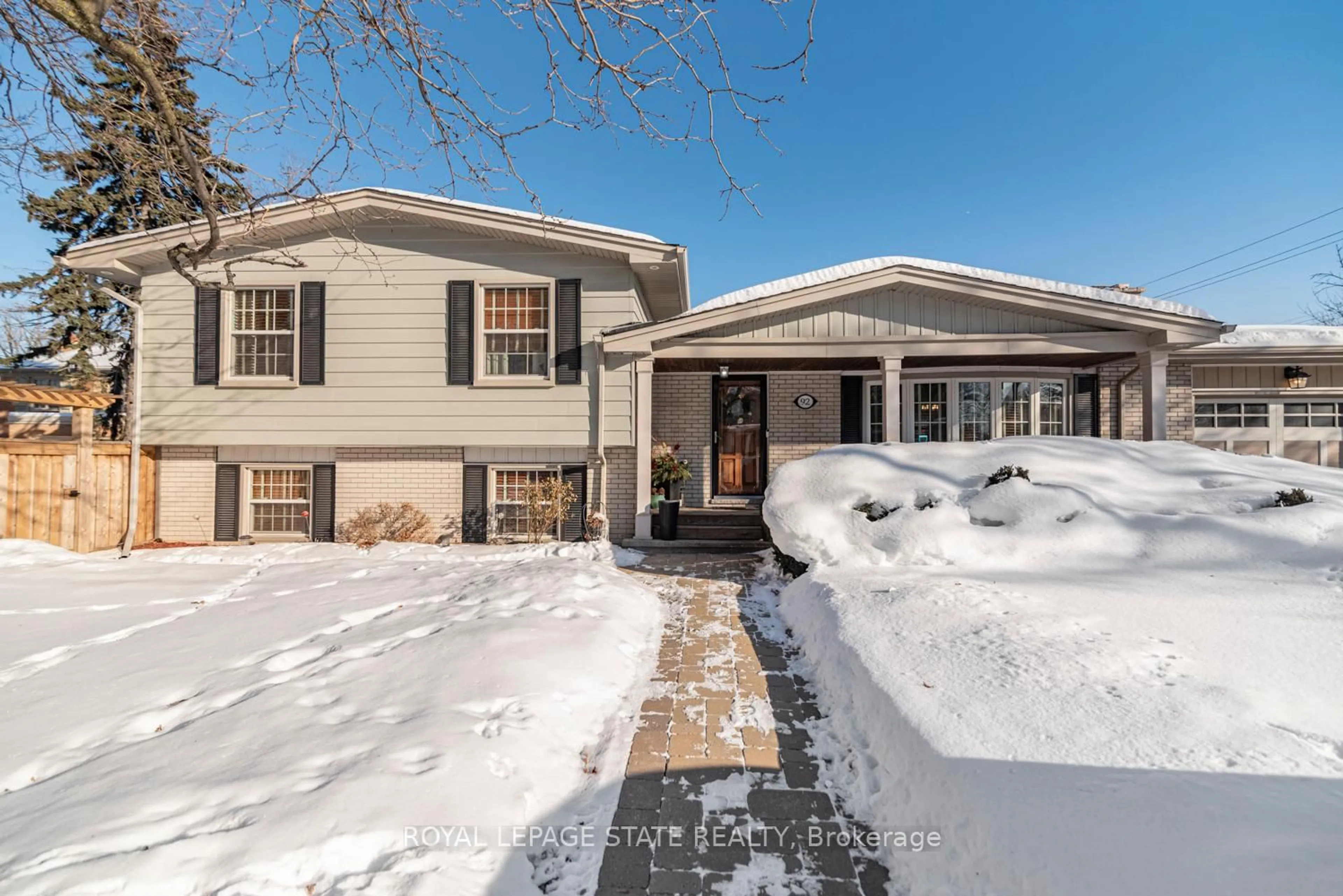 Unknown for 92 Auchmar Rd, Hamilton Ontario L9C 1C5