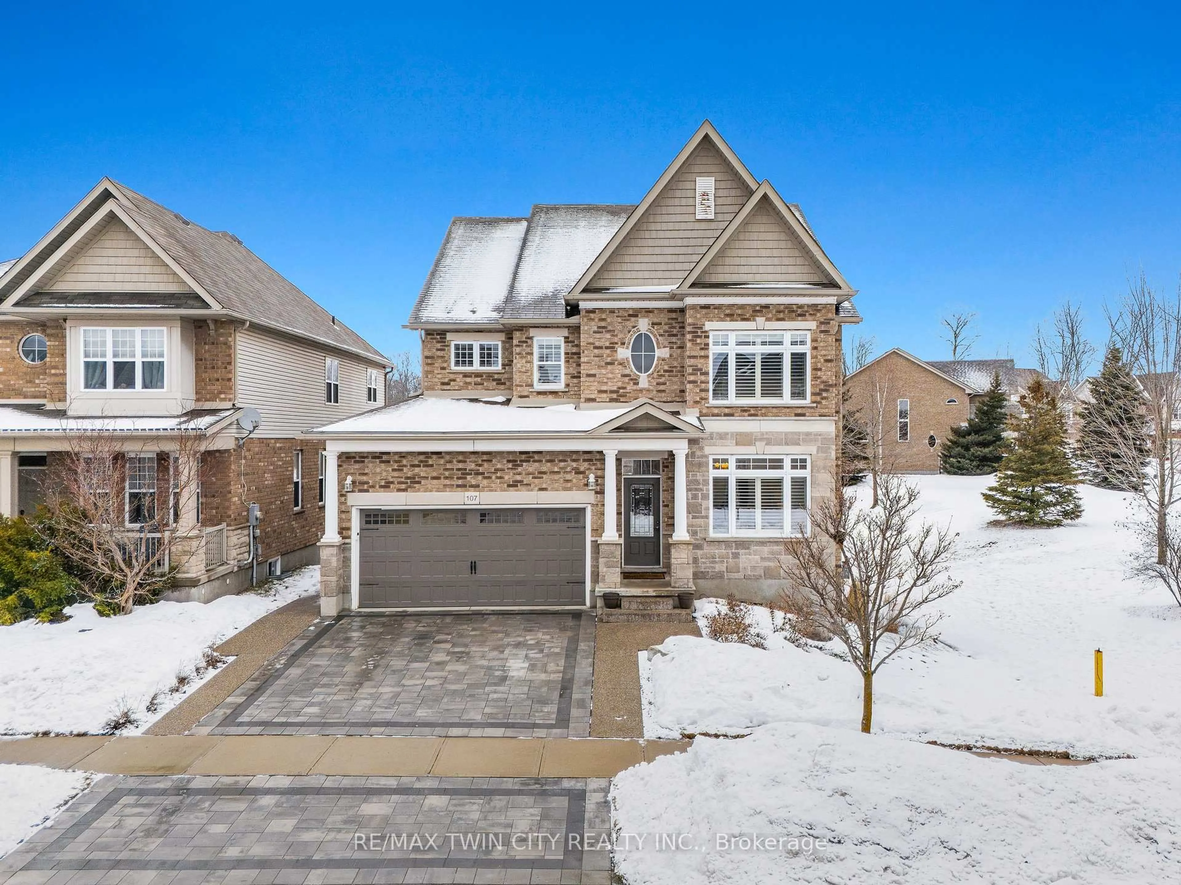 Unknown for 107 Janine St, Kitchener Ontario N2A 4M1