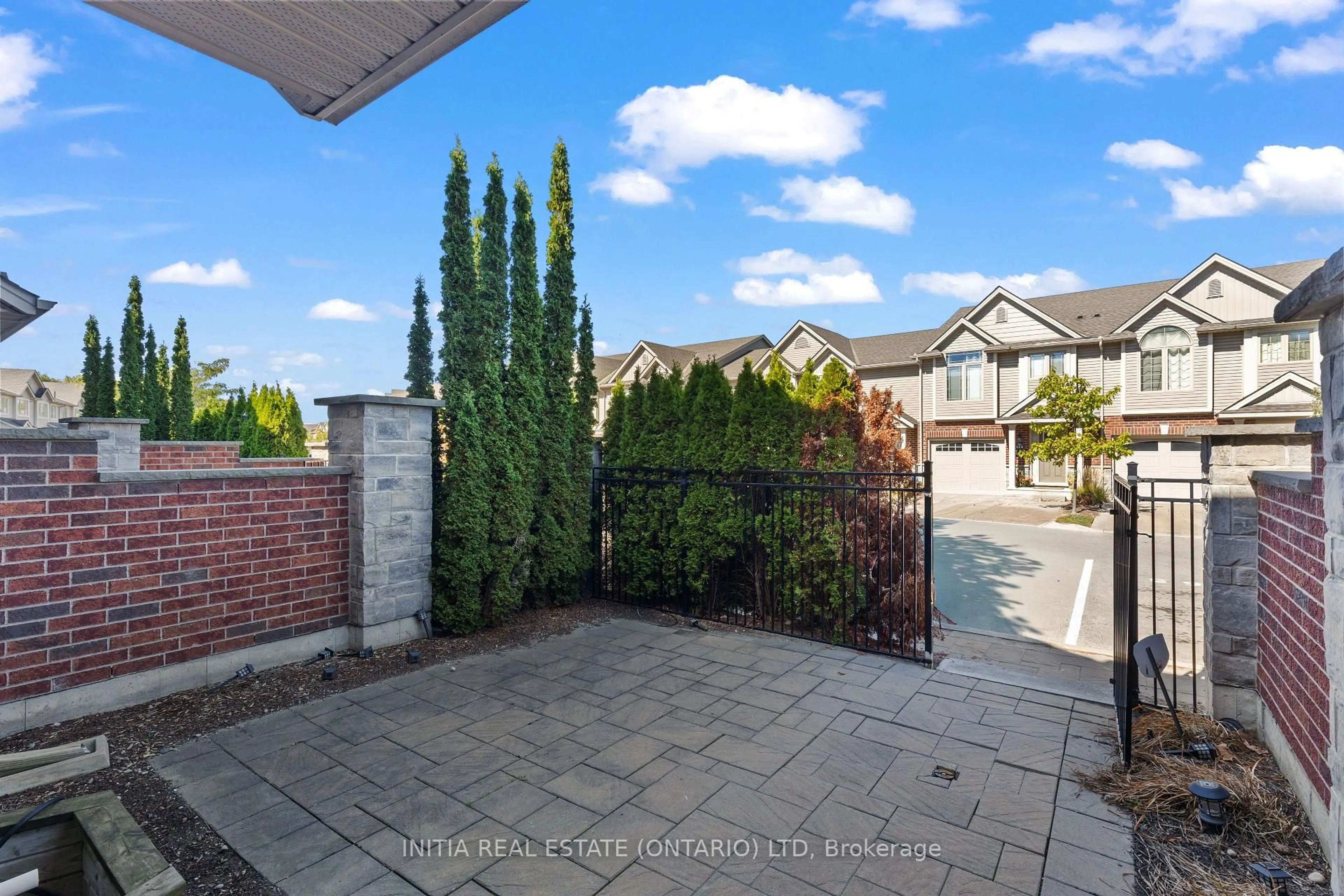 A pic from outside/outdoor area/front of a property/back of a property/a pic from drone, street for 1010 Fanshawe Park Rd #167, London North Ontario N5X 0K9