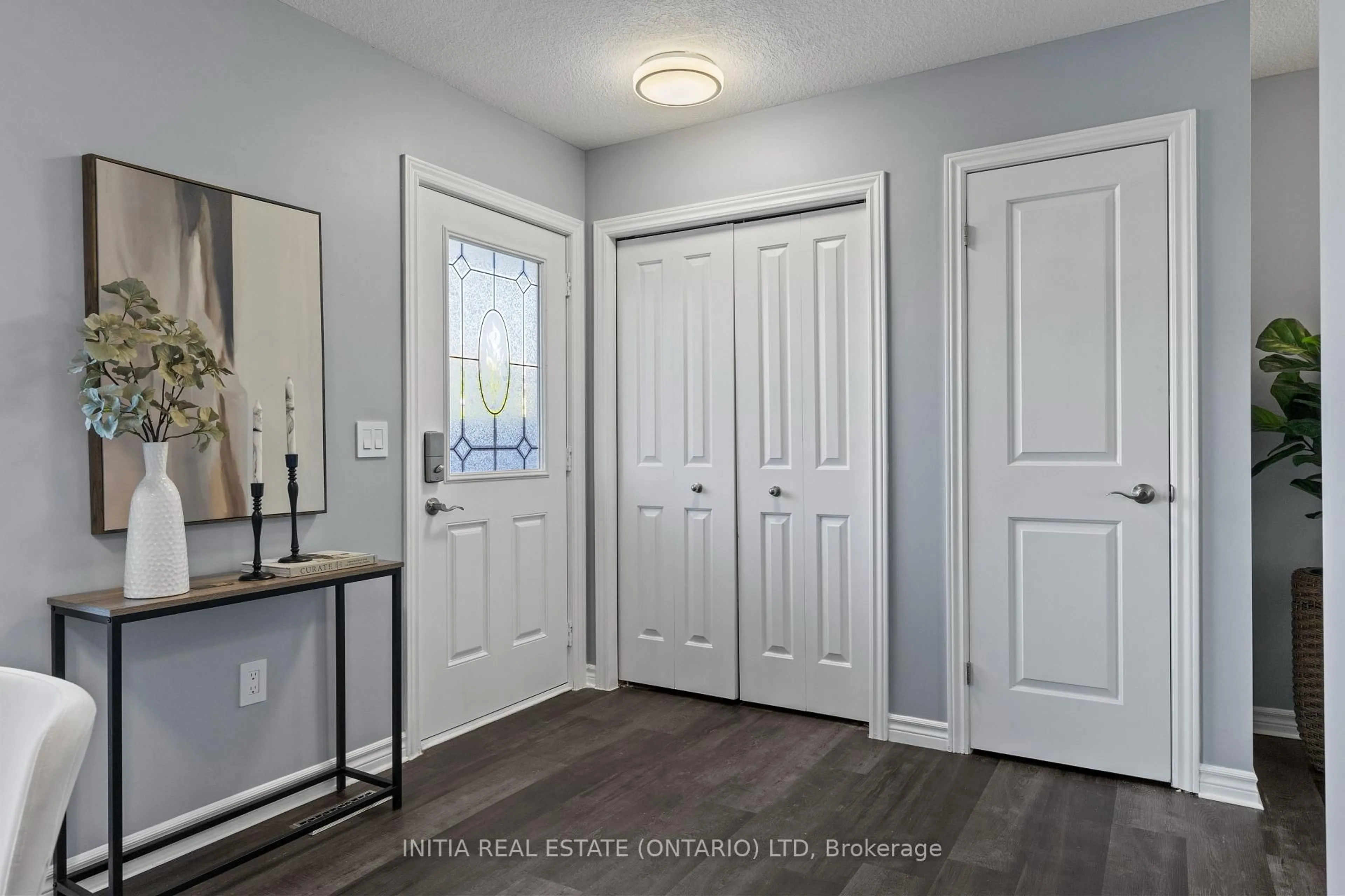 Indoor entryway for 1010 Fanshawe Park Rd #167, London North Ontario N5X 0K9