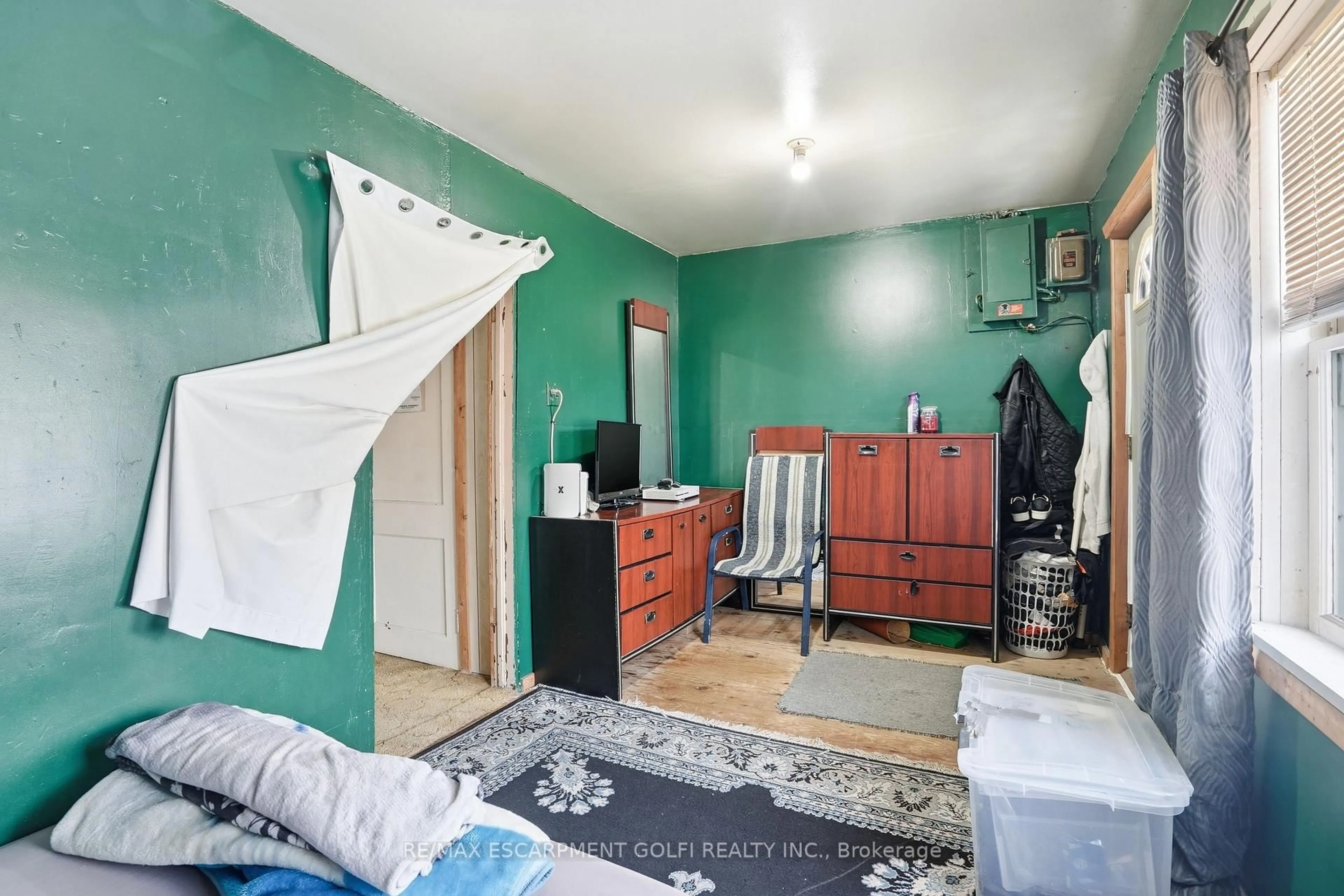 A pic of a room for 83 Nickel St, Port Colborne Ontario L3K 1B5