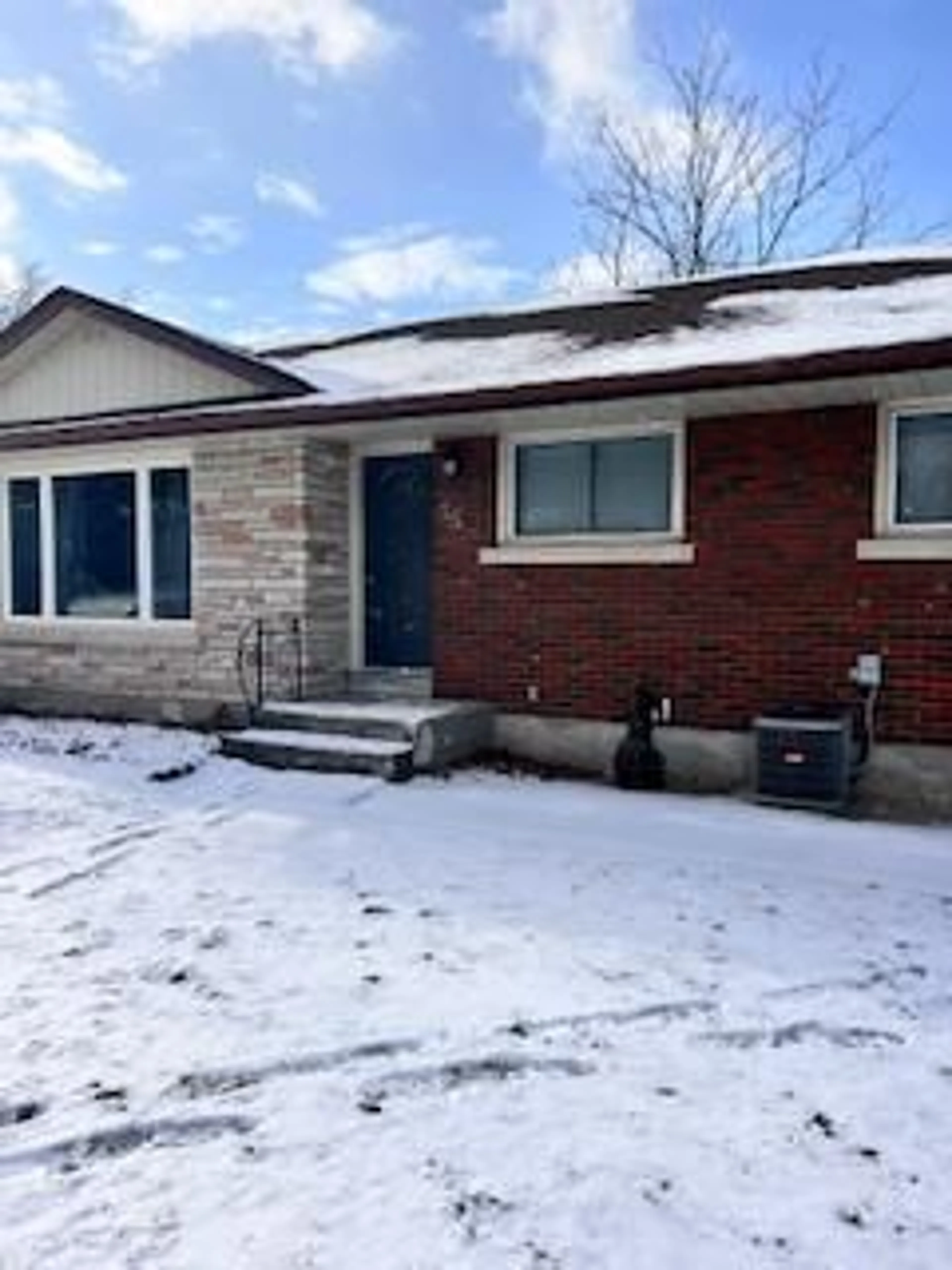 Home with brick exterior material, street for 25 Warkdale Dr, St. Catharines Ontario L2T 2V8