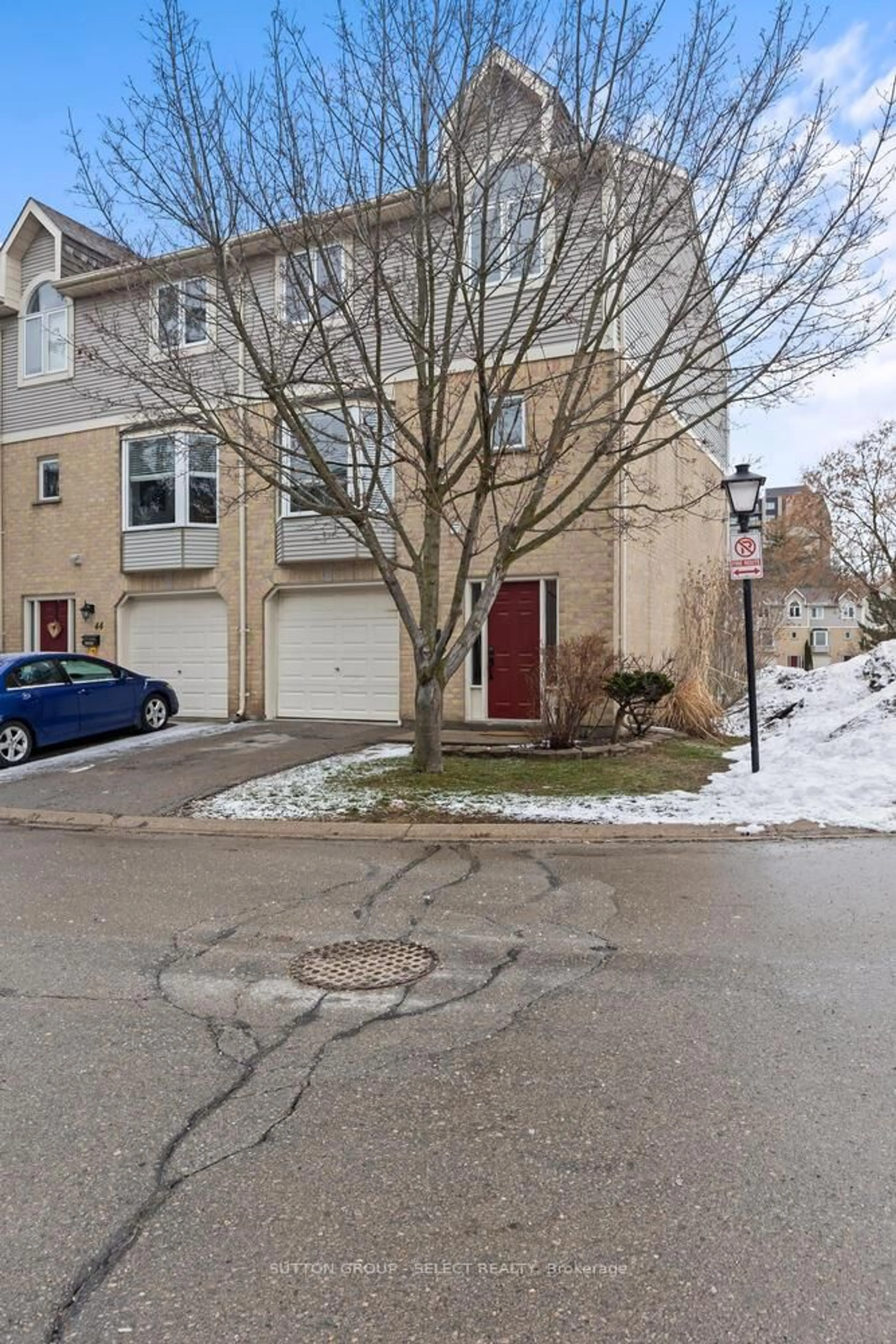 Unknown for 9 AILSA Pl #43, London South Ontario N5Z 4Z6