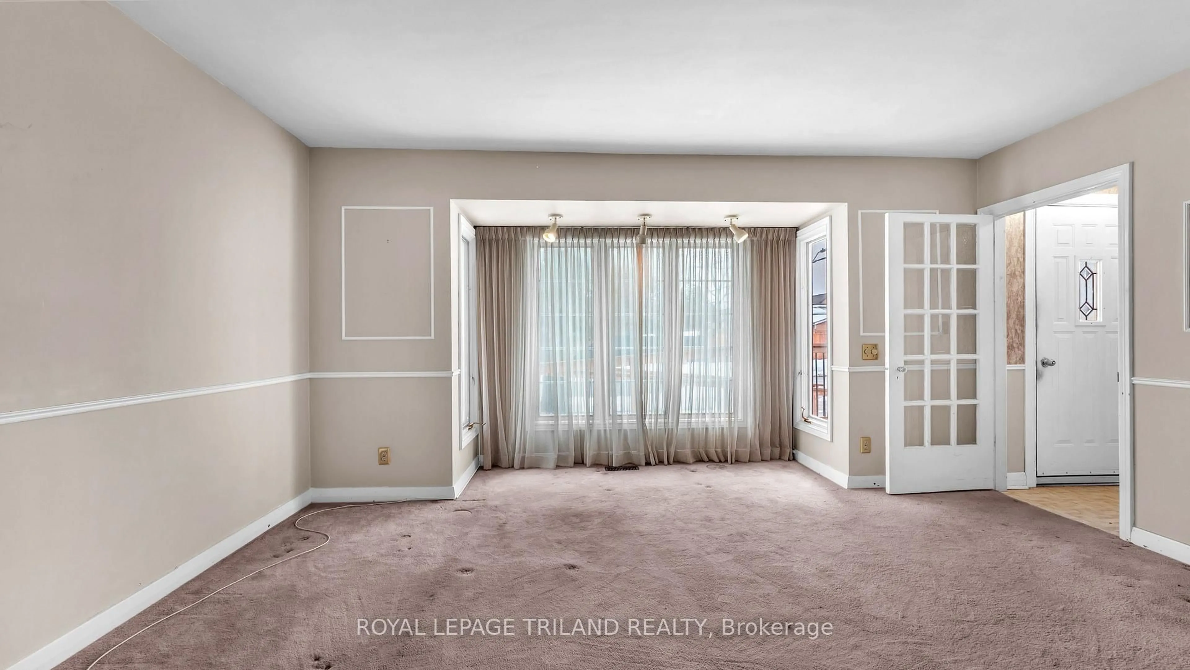 Unknown for 50 Glass Ave, London East Ontario N5W 1Z7