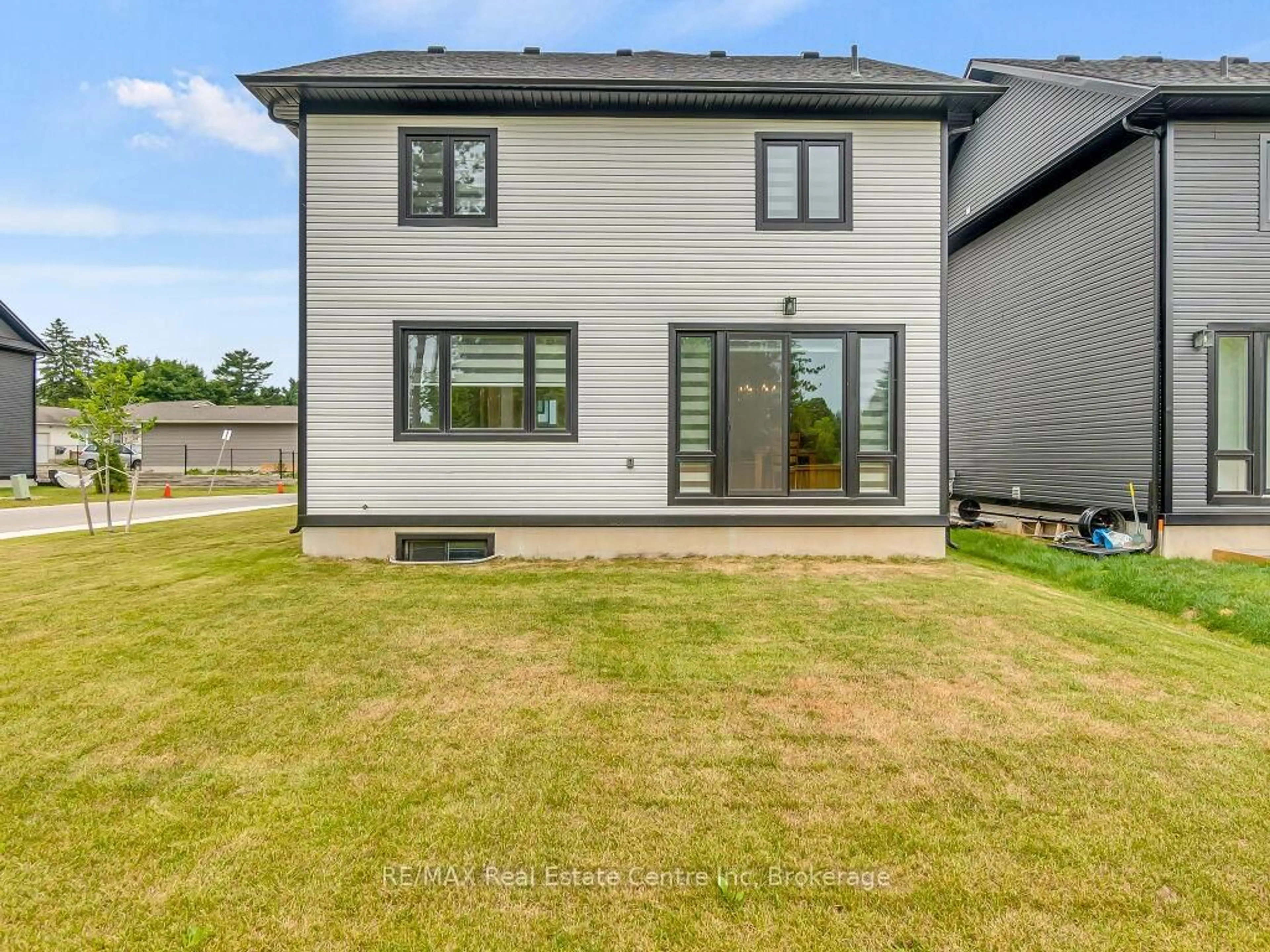 Home with brick exterior material, street for 297 WHITING St #9, Ingersoll Ontario N5C 0E6