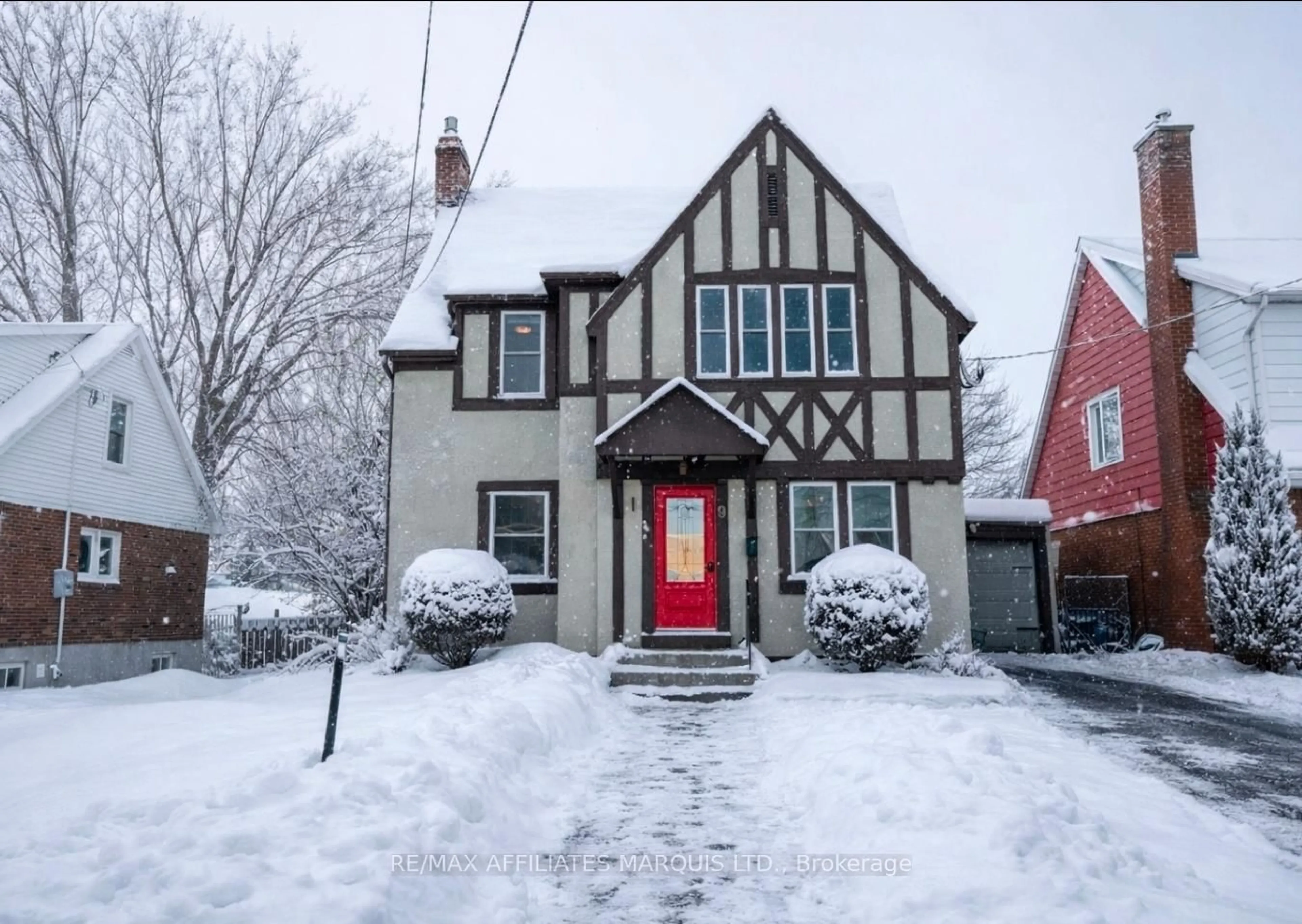 Unknown for 9 OLD ORCHARD Ave, Cornwall Ontario K6H 2H1