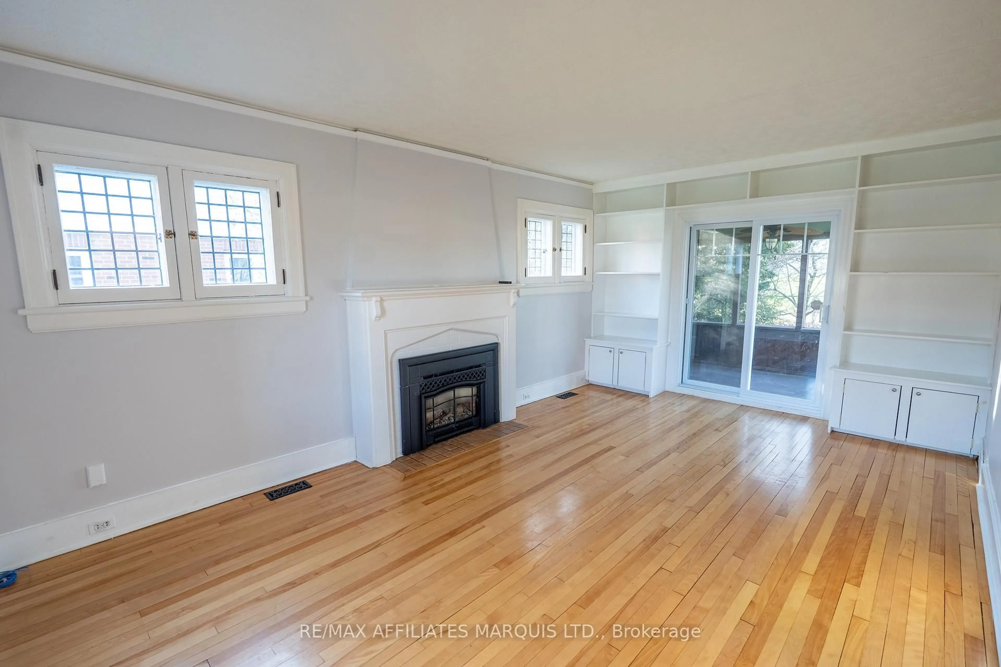 A pic of a room for 9 OLD ORCHARD Ave, Cornwall Ontario K6H 2H1