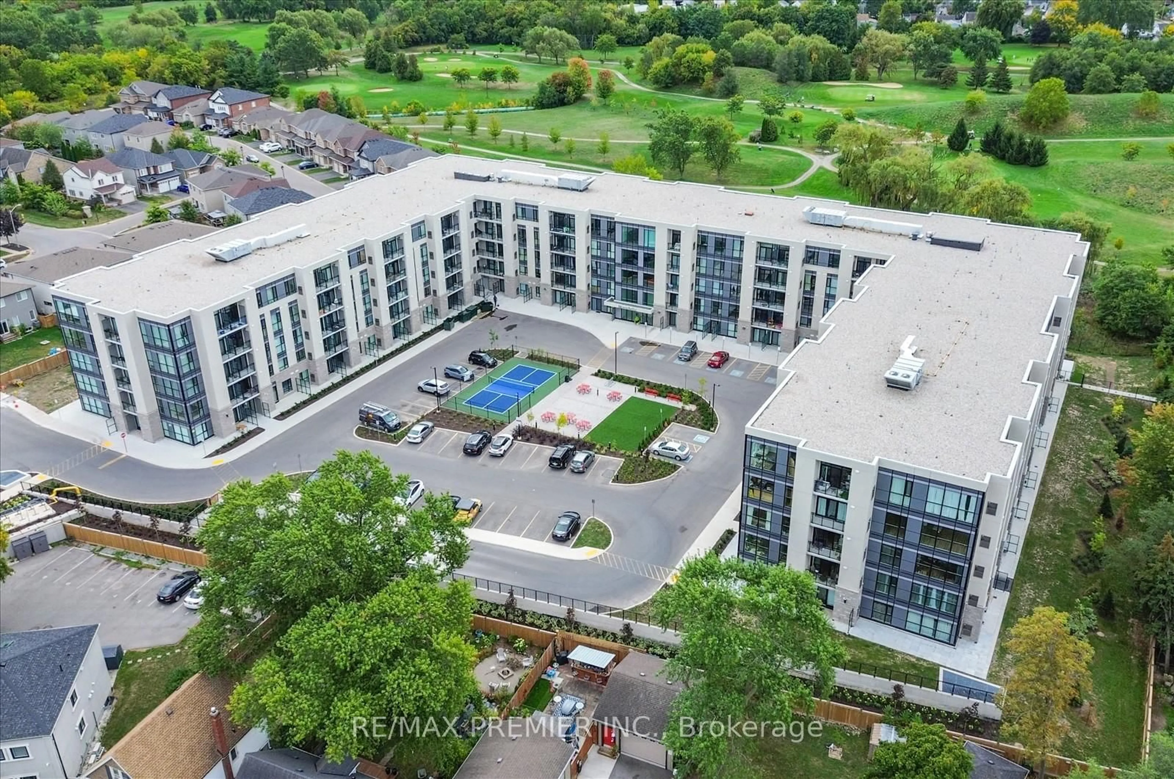 A pic from outside/outdoor area/front of a property/back of a property/a pic from drone, city buildings view from balcony for 50 Herrick Ave #LP-17, St. Catharines Ontario L2P 0B8