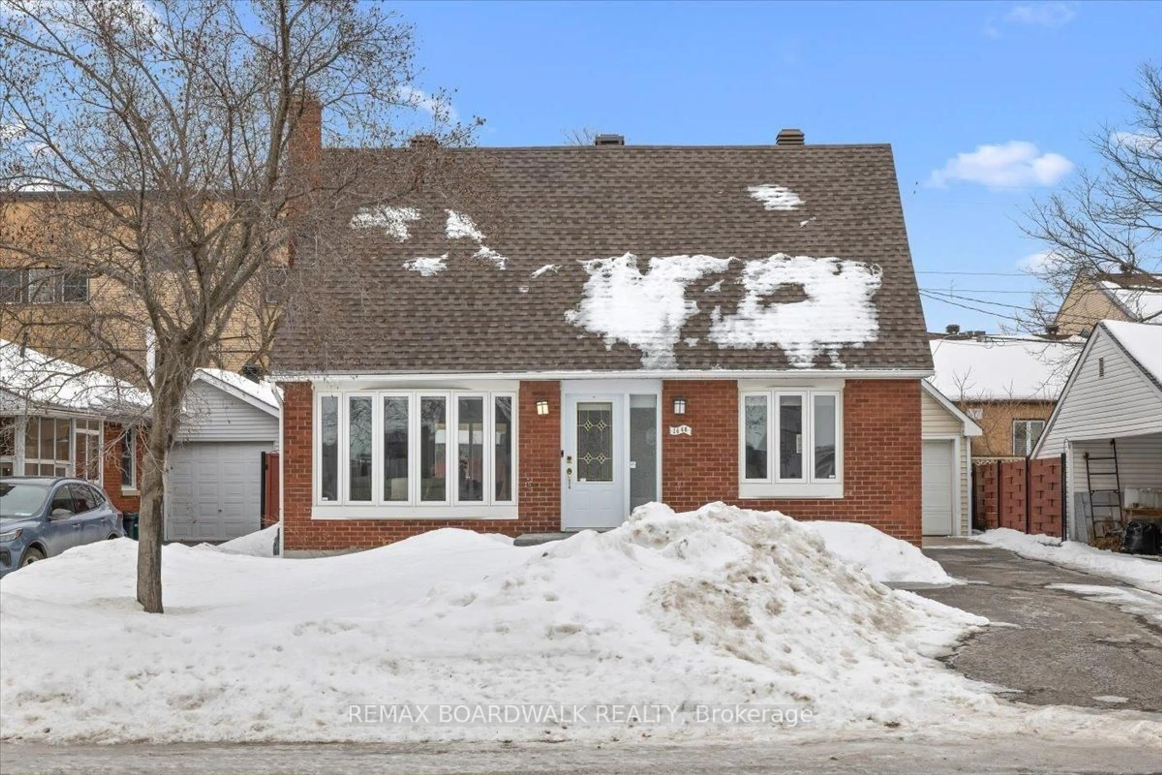 Home with brick exterior material, street for 1446 Woodward Ave, Ottawa Ontario K1Z 7W3