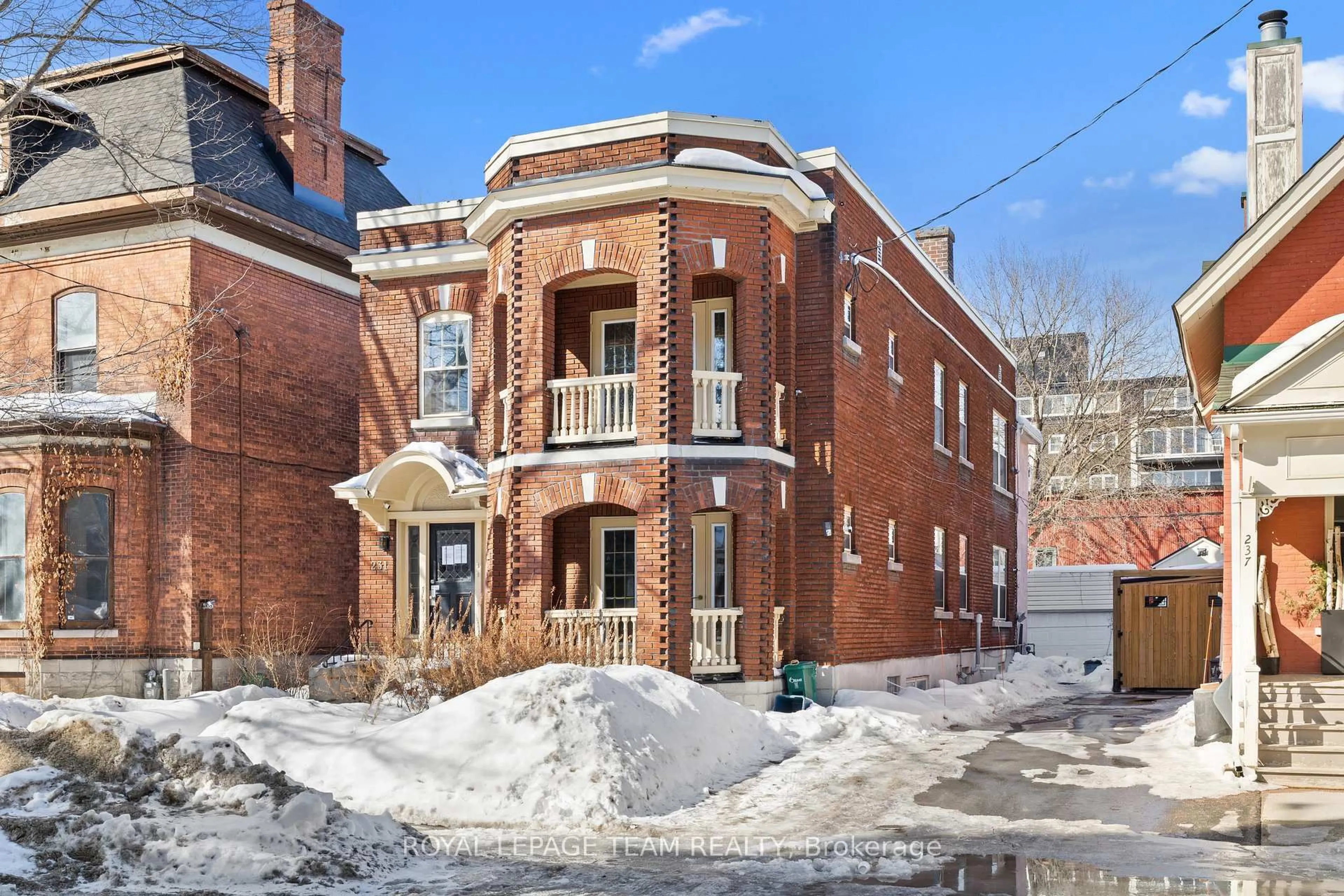 Home with brick exterior material, building for 231 Daly Ave, Ottawa Ontario K1N 6G1